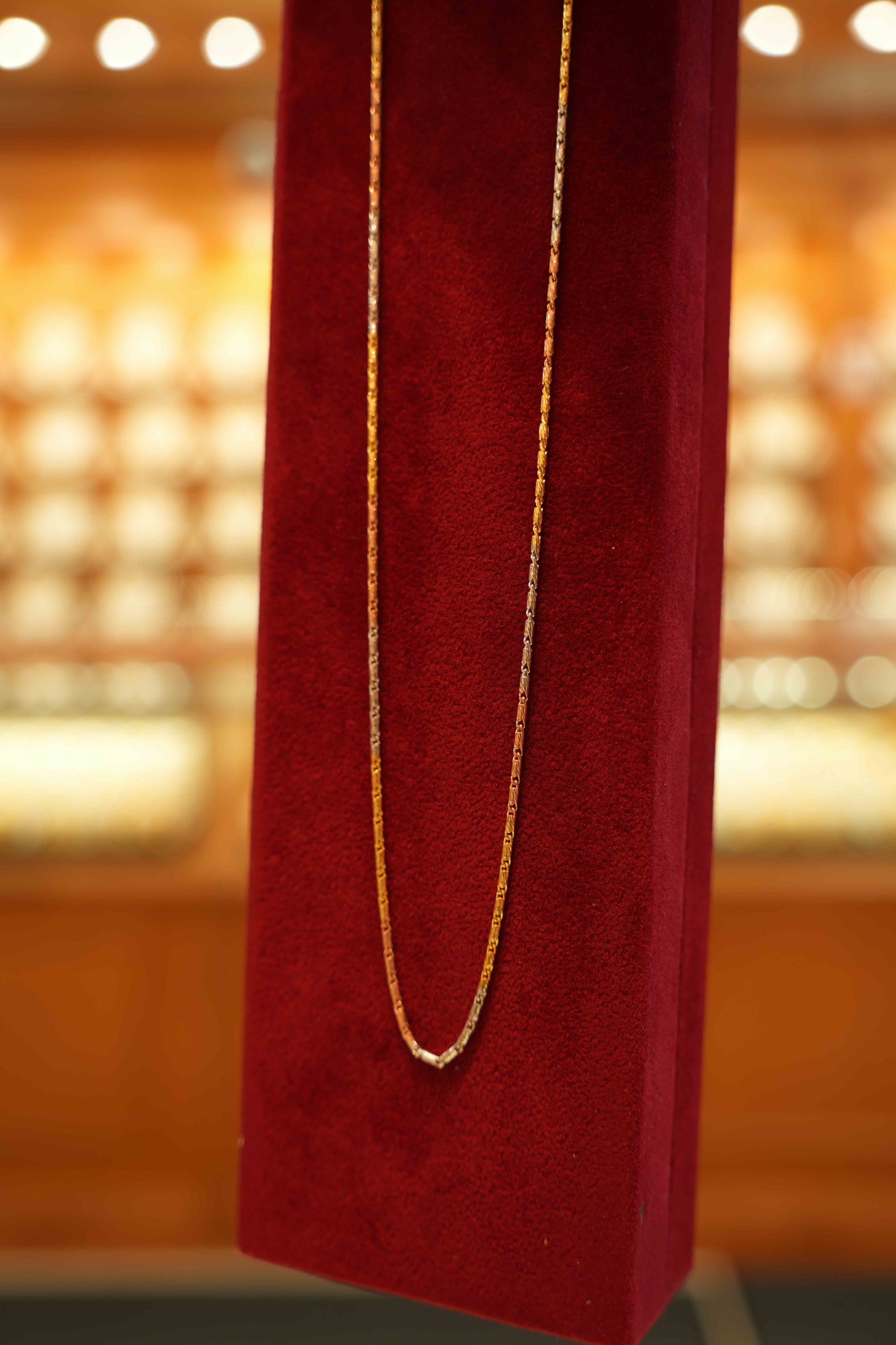 22K Gold Designer Three-Tone Chain (18 Inches)