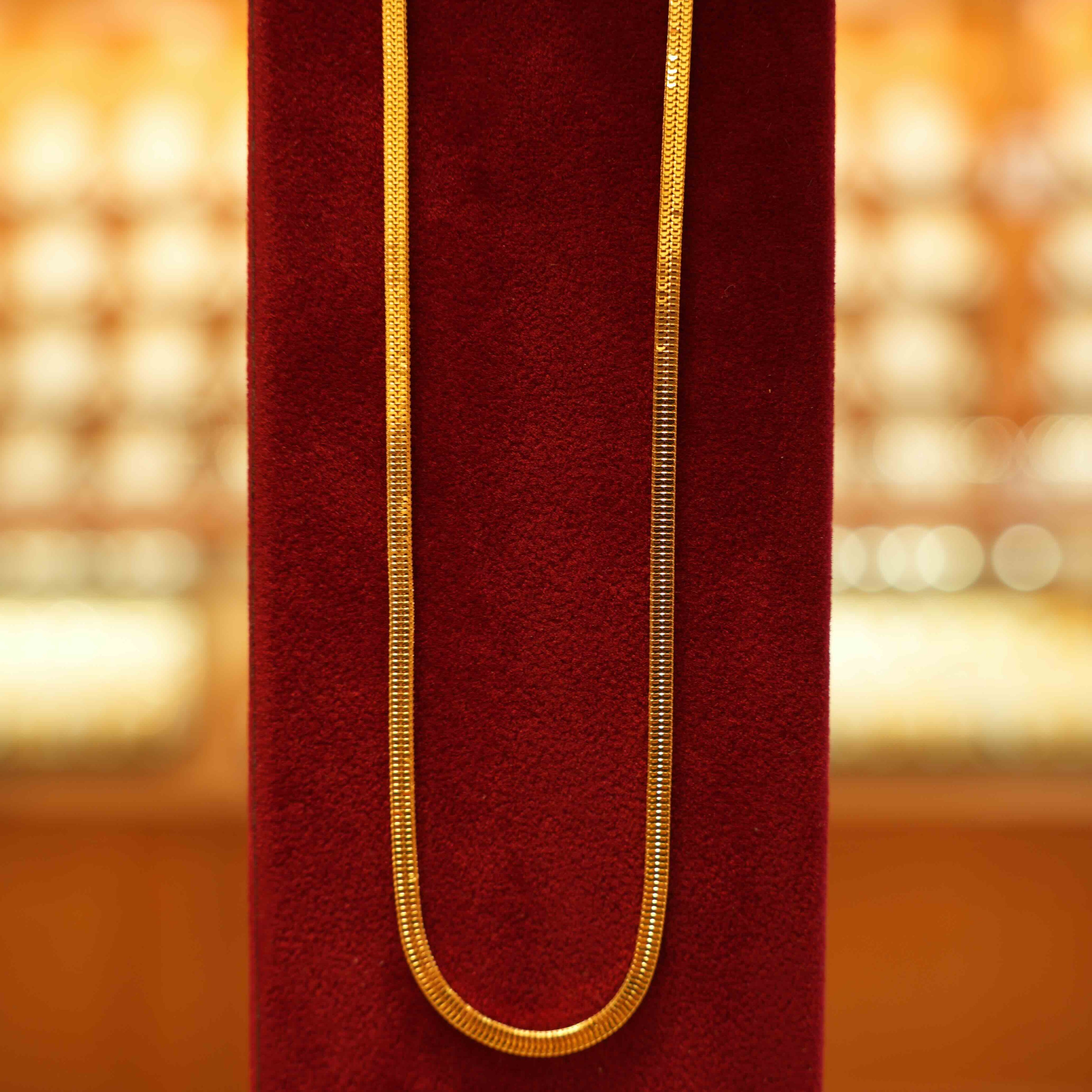 22K Gold Flat Snake Chain (18 Inches)