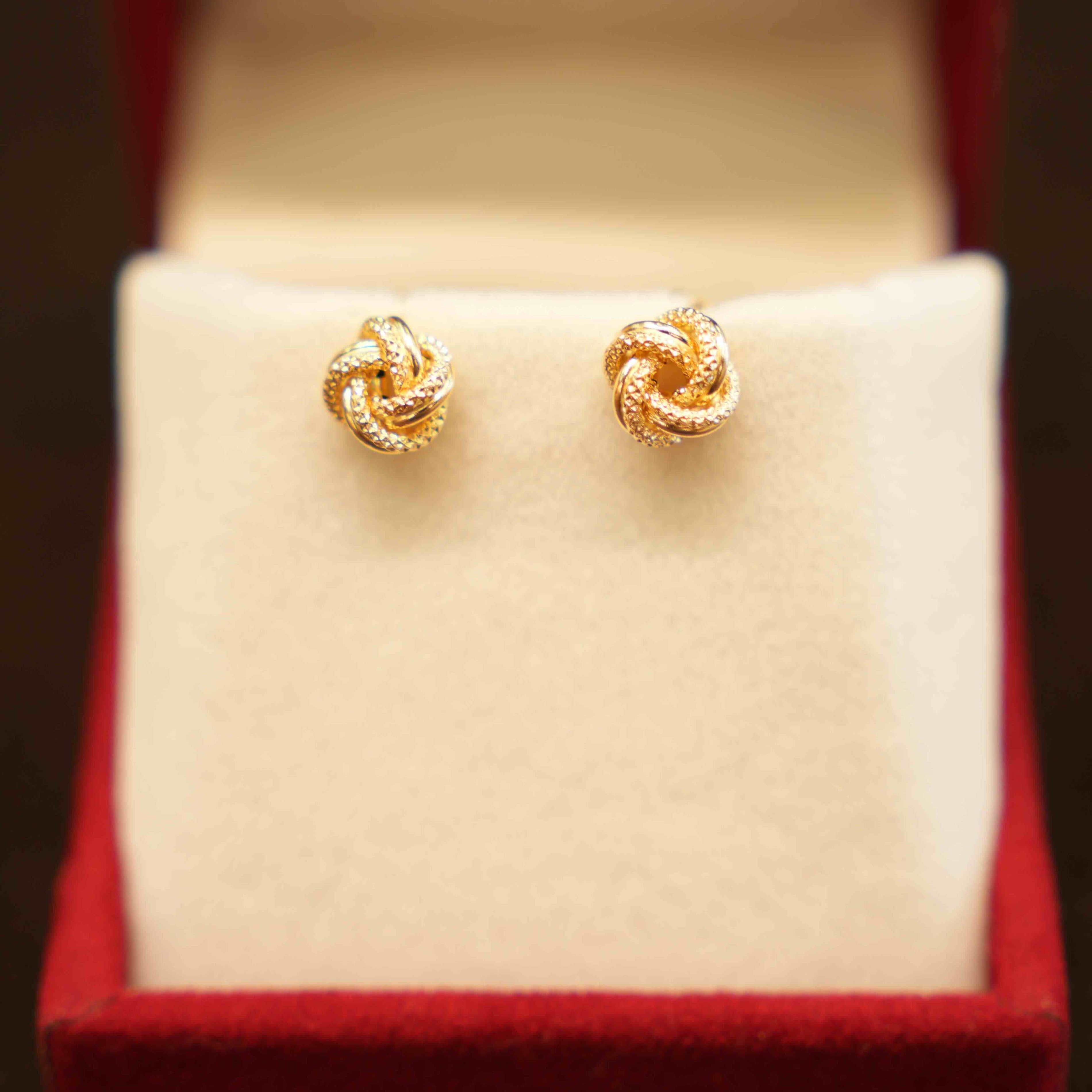 18K Gold Designer Stud Earrings