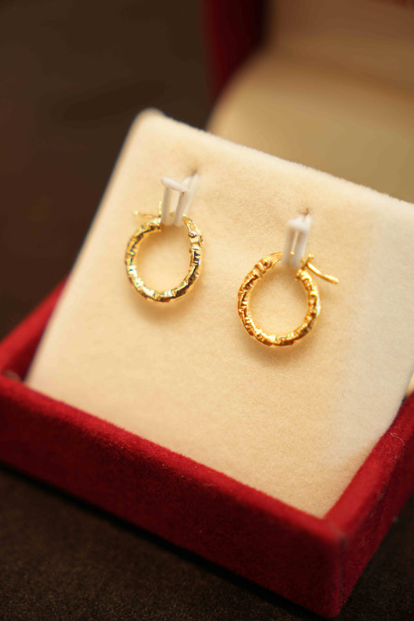 18K Gold Designer Hoop Earrings