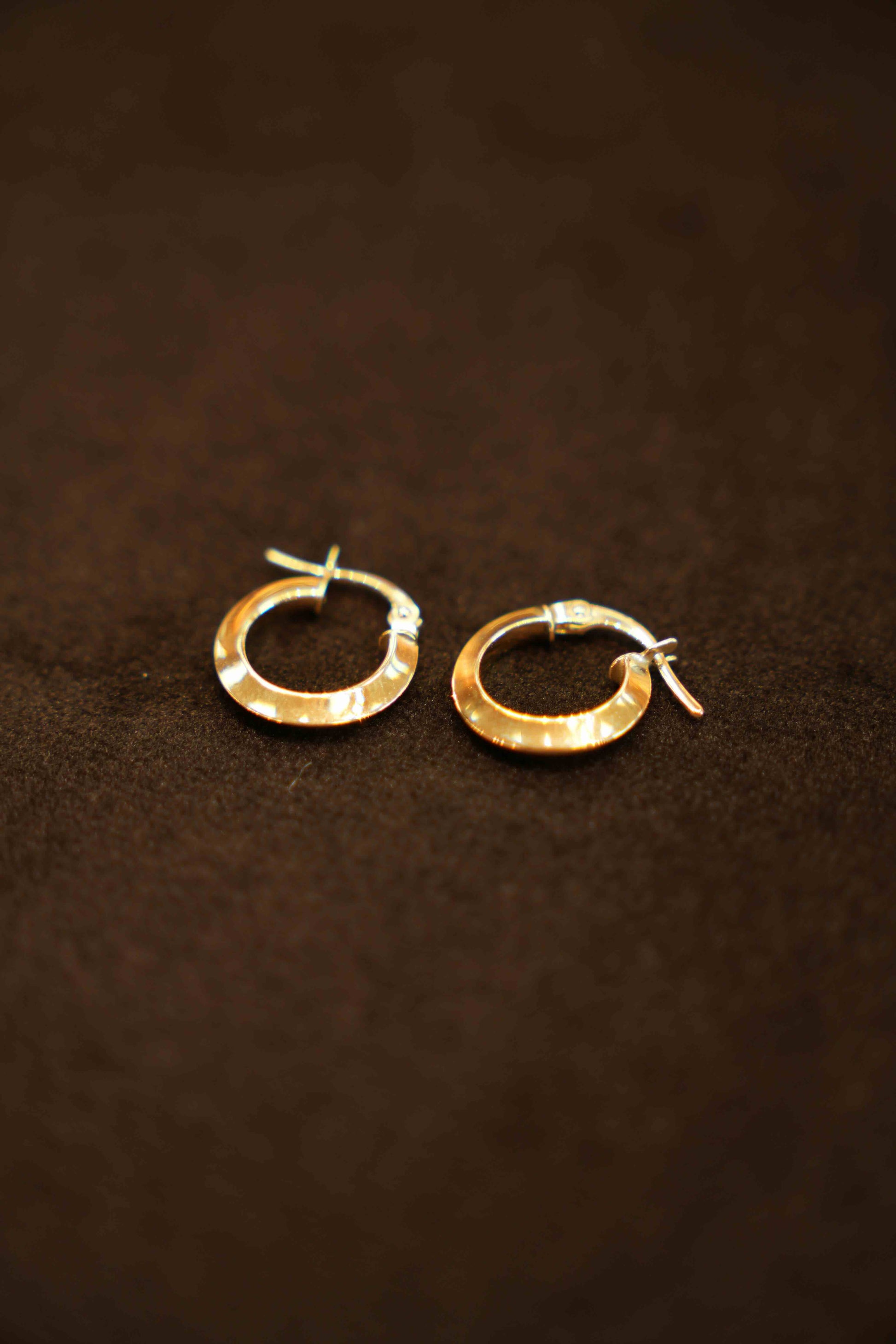 18K Gold Designer Hoop Earrings