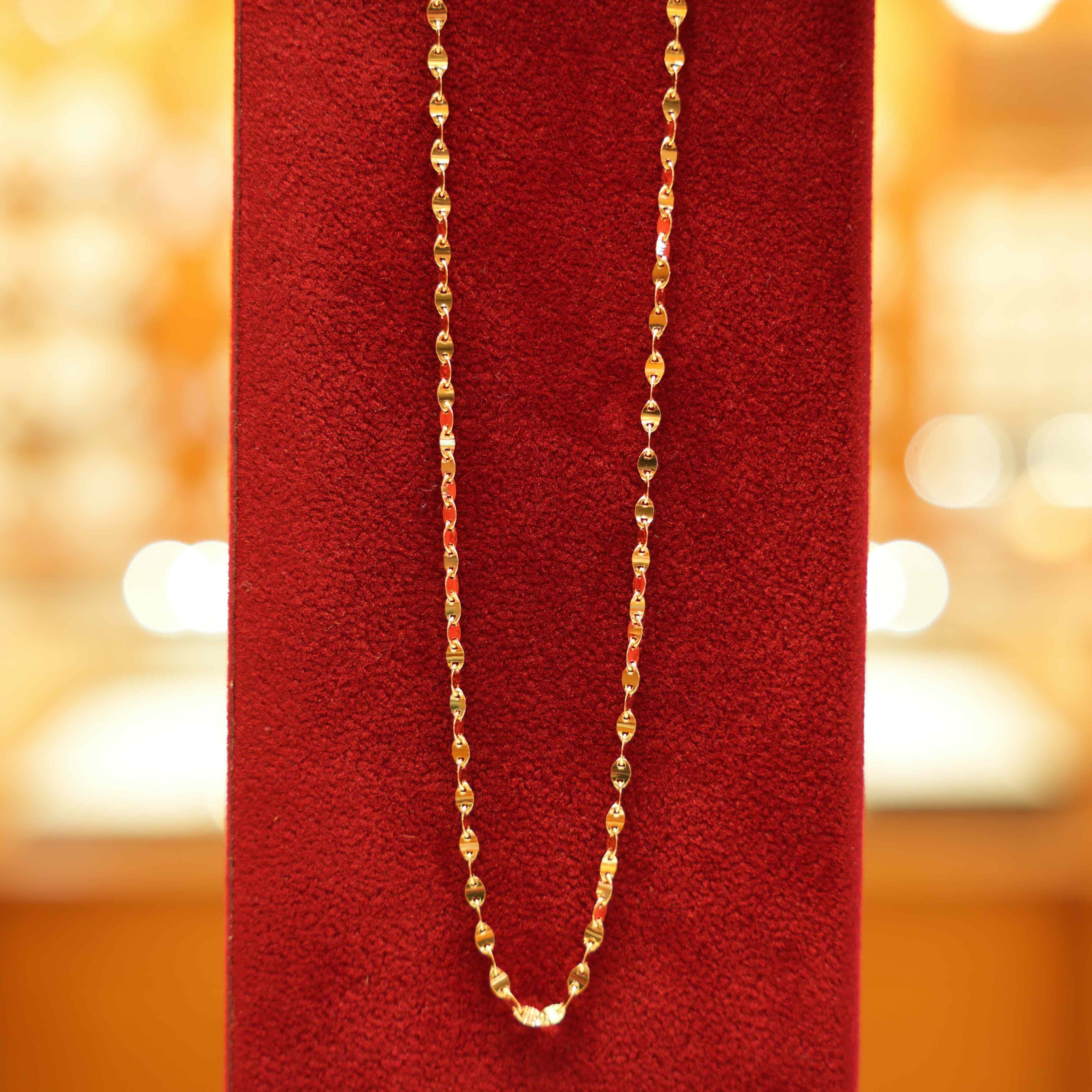 18K Gold Designer Chain (18 Inches)
