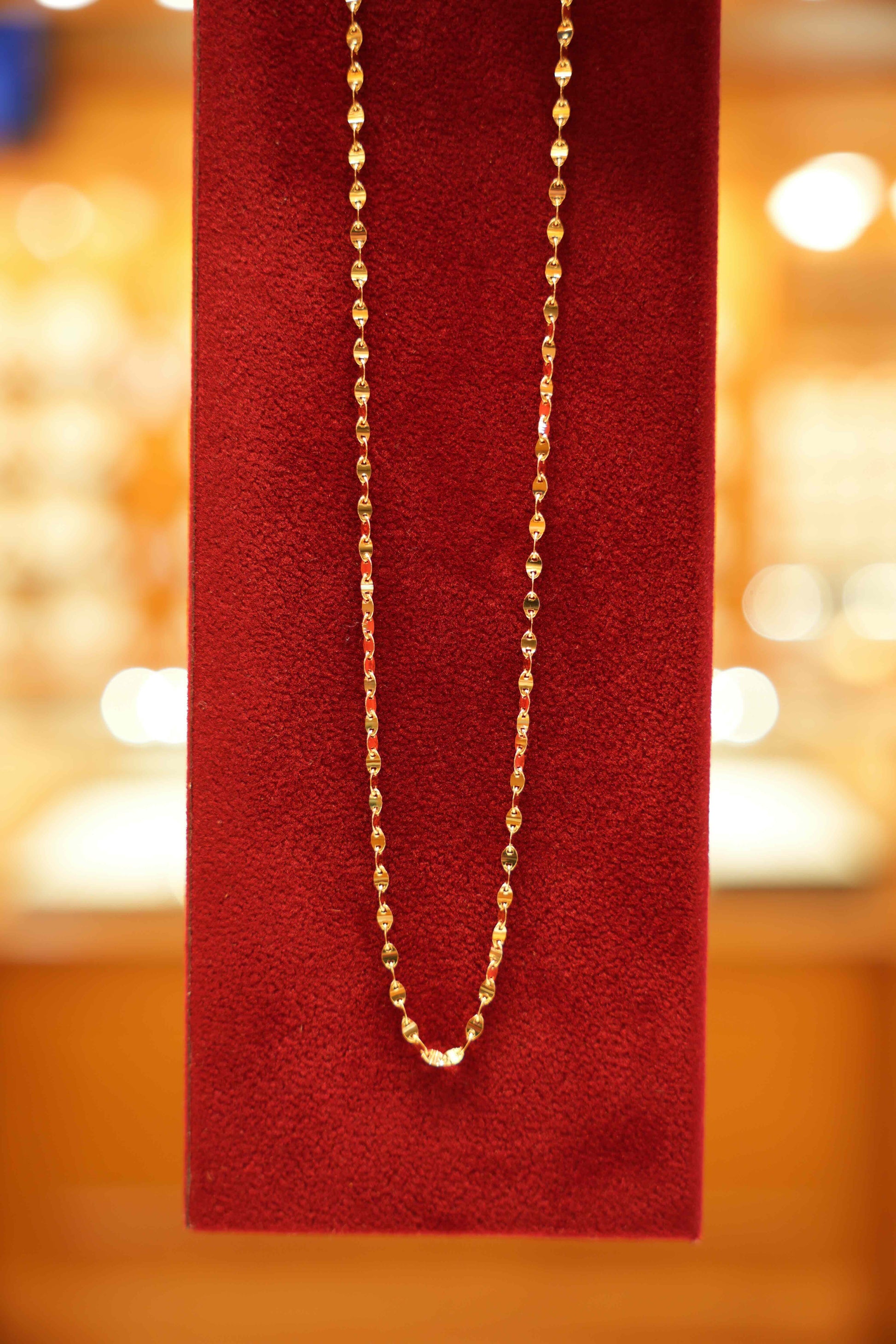 18K Gold Designer Chain (18 Inches)