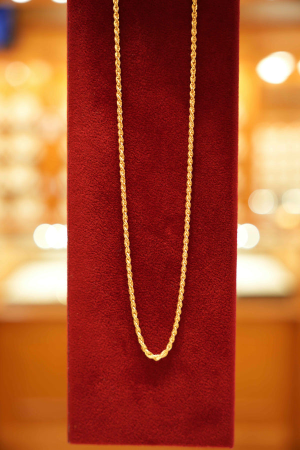 18K Gold Designer Chain (18 Inches)