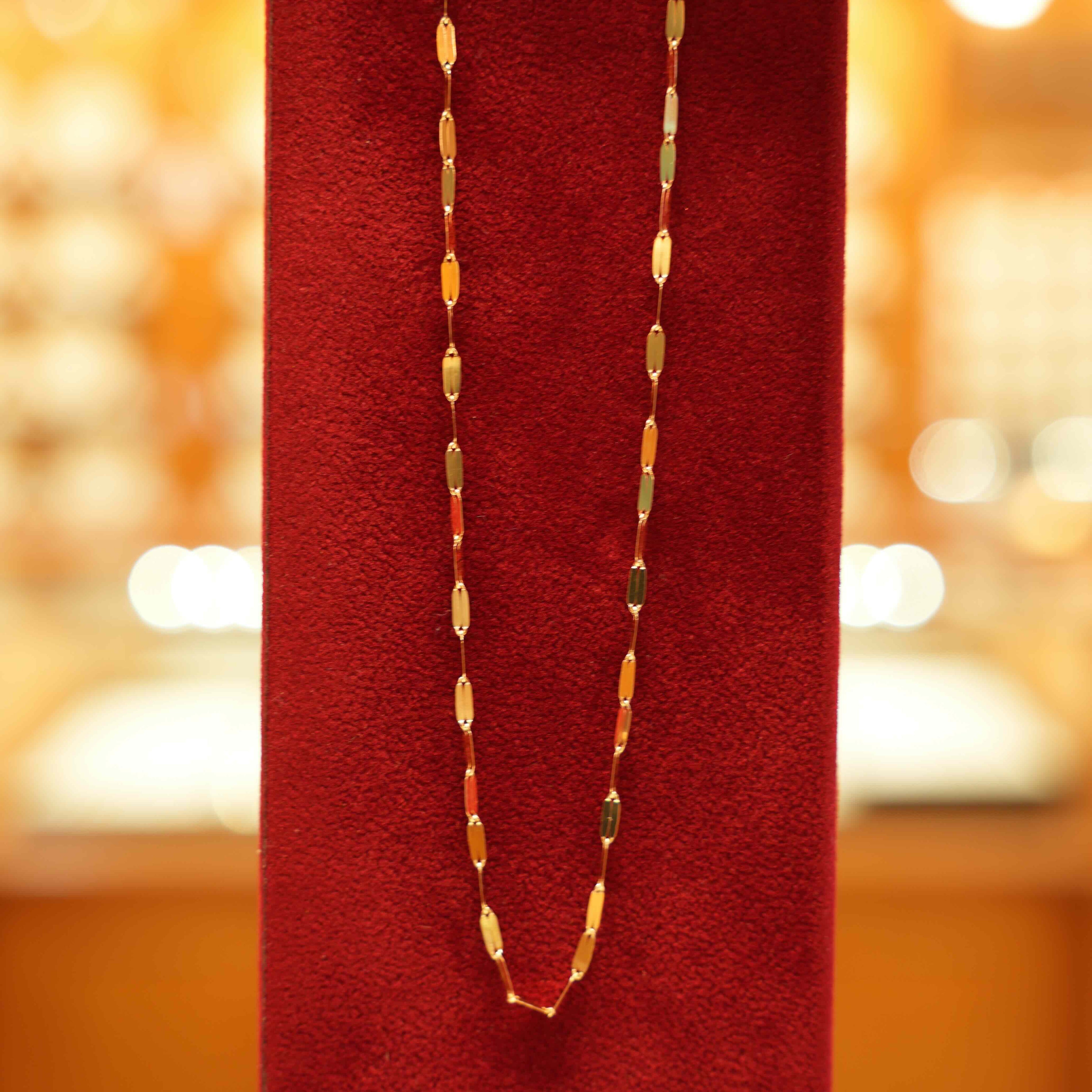 18K Gold Designer Chain (18 Inches)