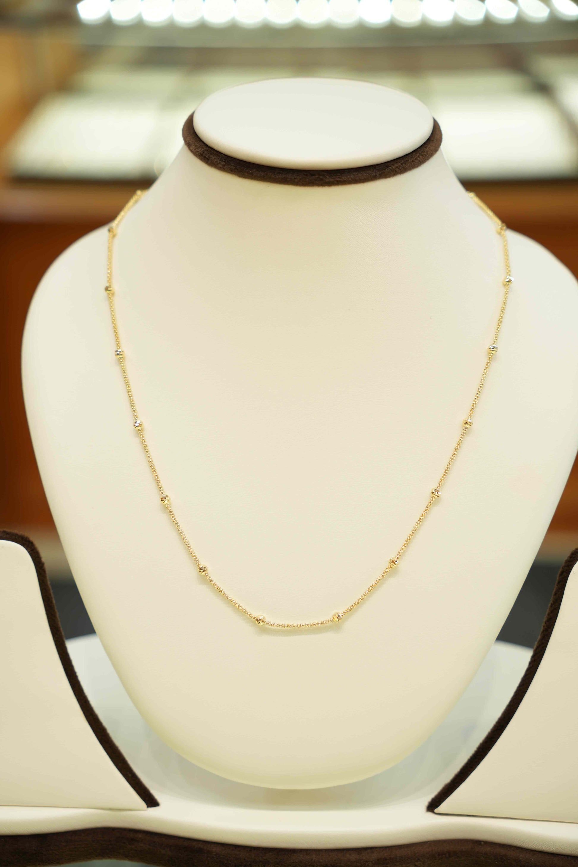 18K Gold Designer Chain (18 Inches)