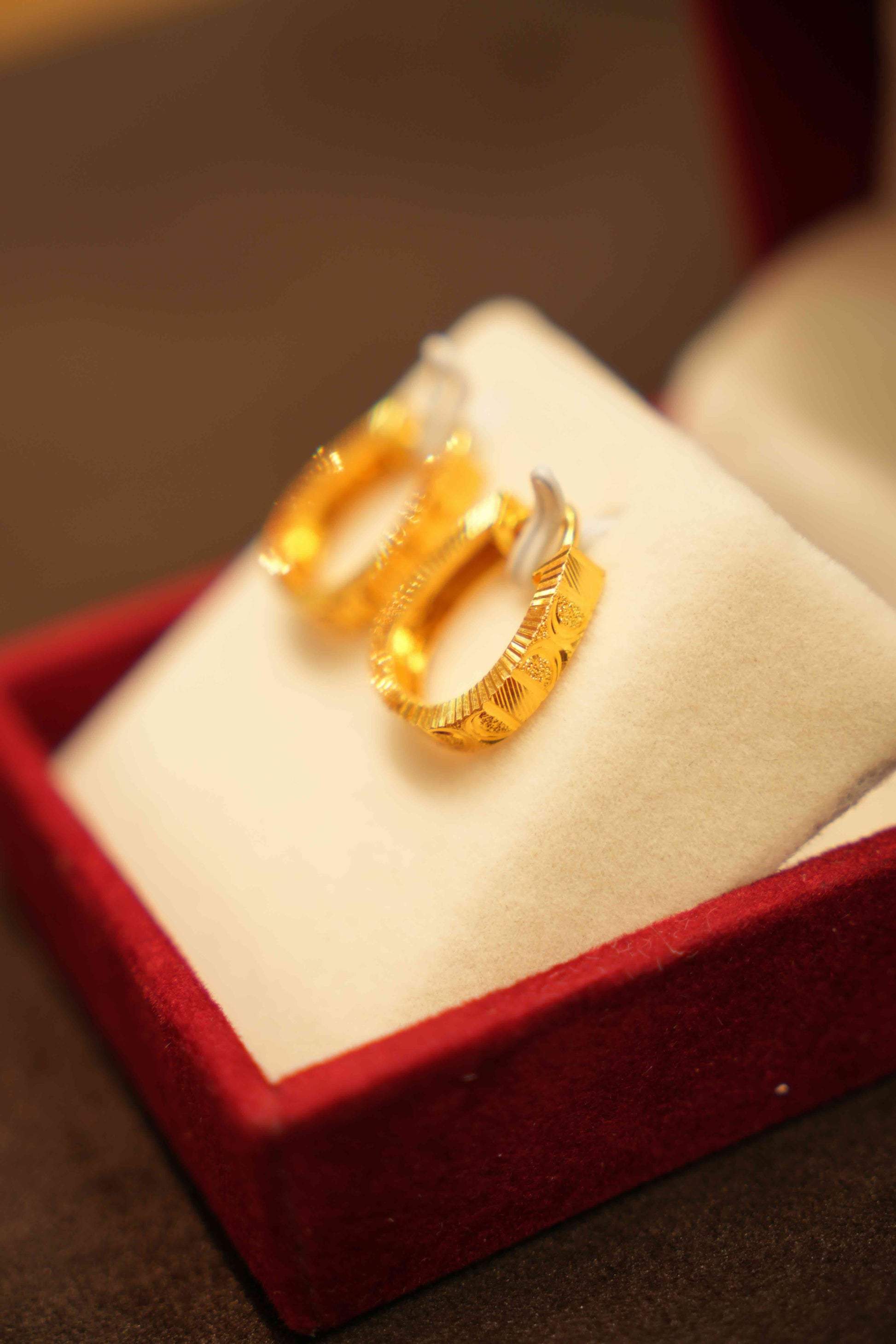 22K Gold Designer Hoop Earrings