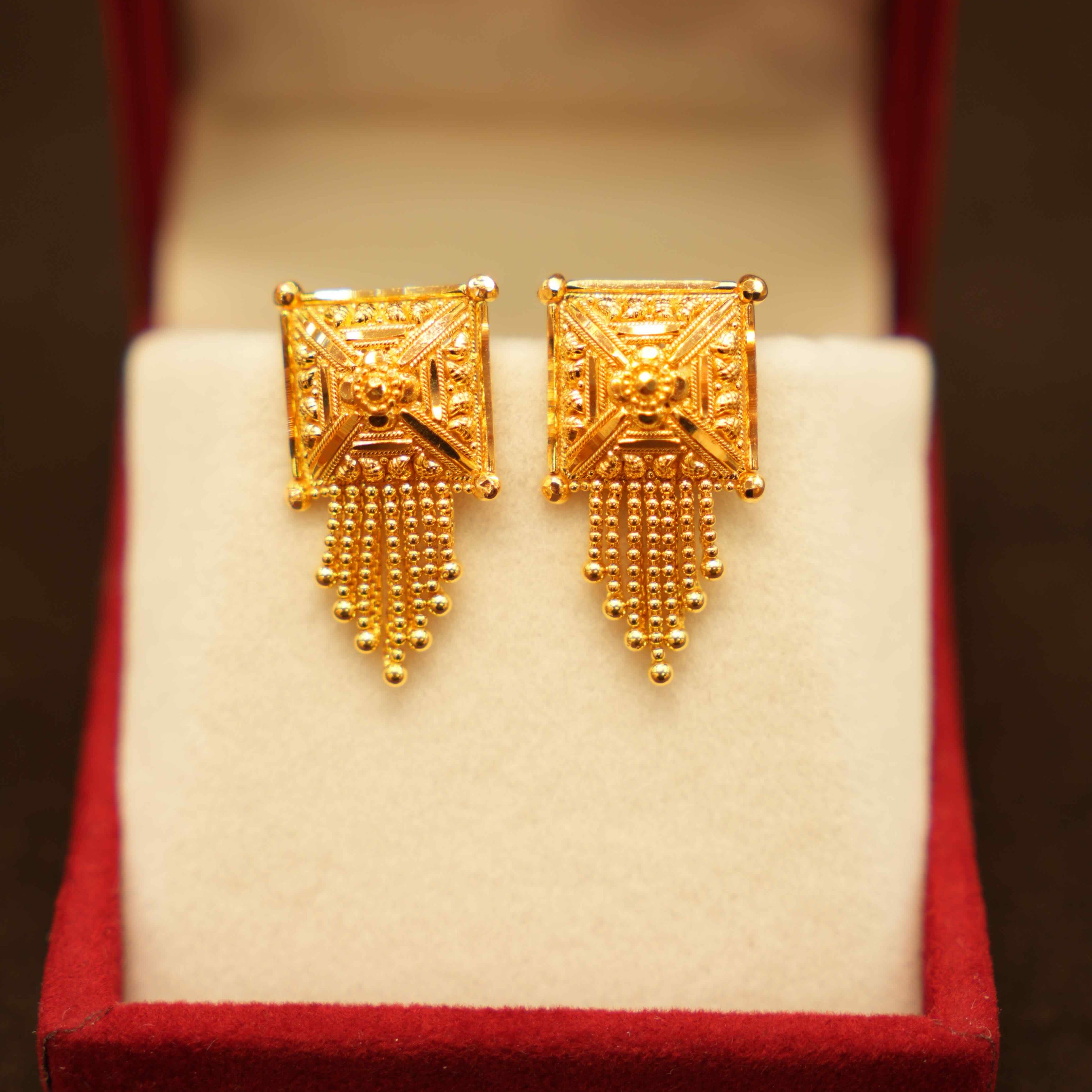 22K Gold Square Dangling Earrings