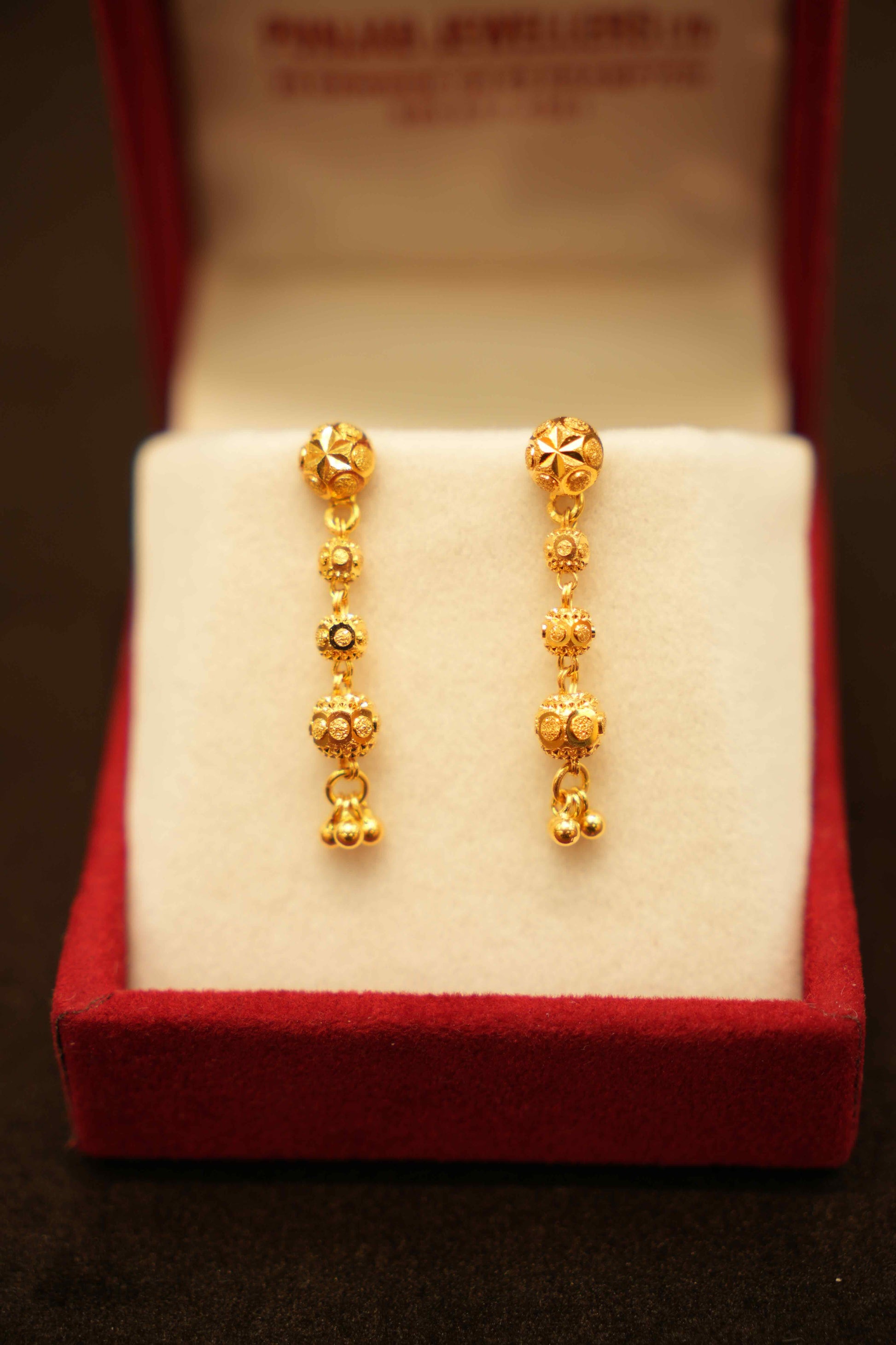 22K Gold Ladies Dangling Earrings
