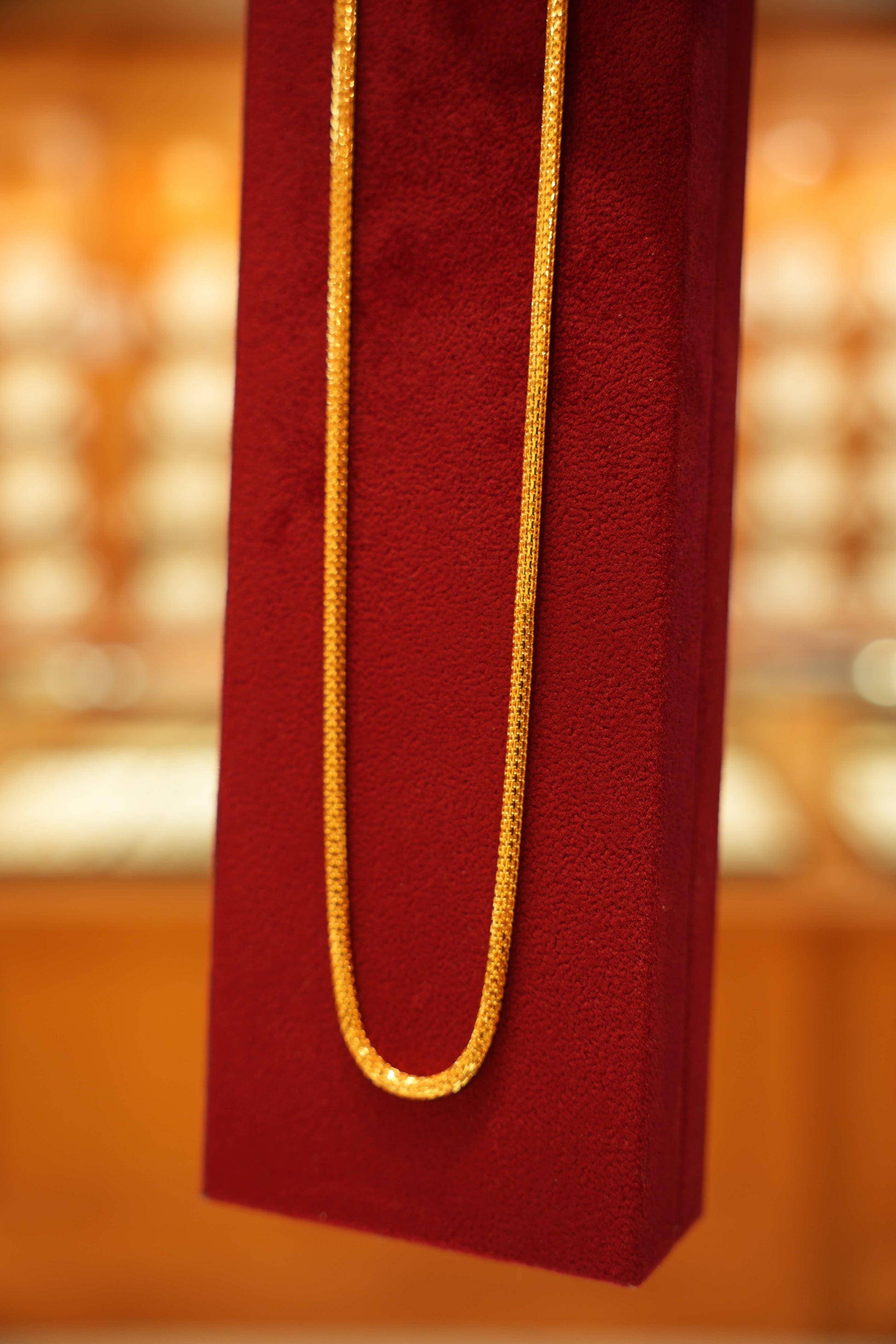 22K Gold Designer Men's Chain (20 Inches)