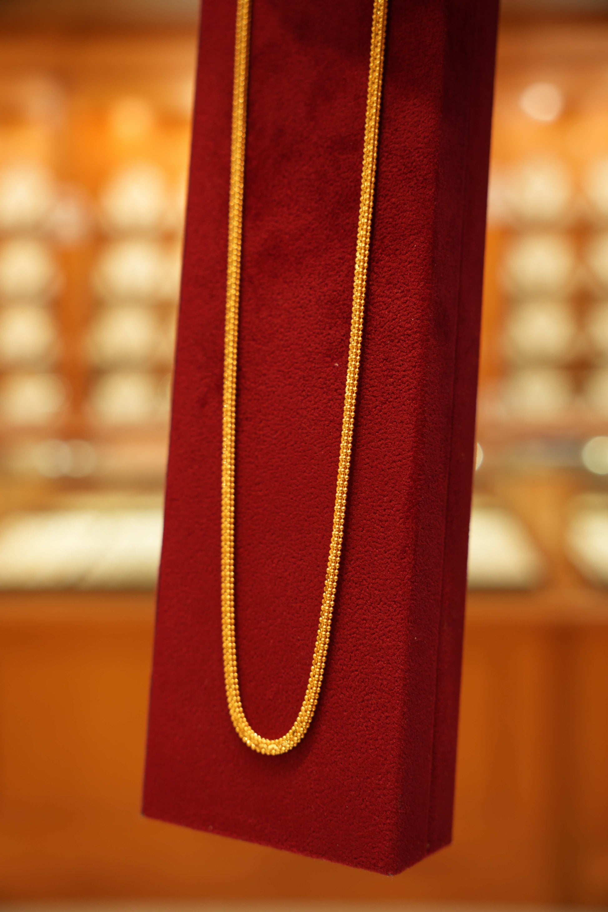 22K Gold Designer Men's Flat Chain (22 Inches)