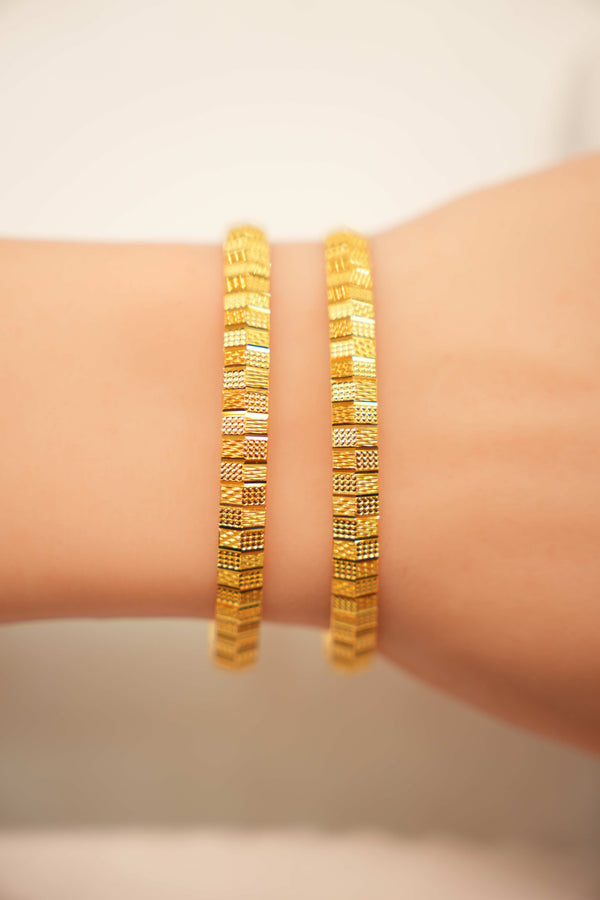 22K Plain Gold Modern Ladies Bangles