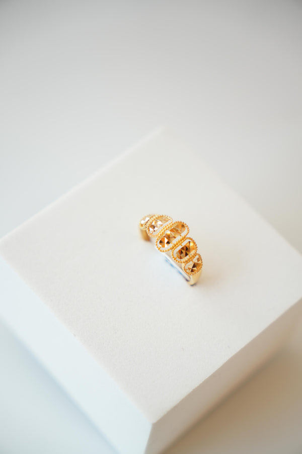 22K Gold Designer Leaflet Design Ring