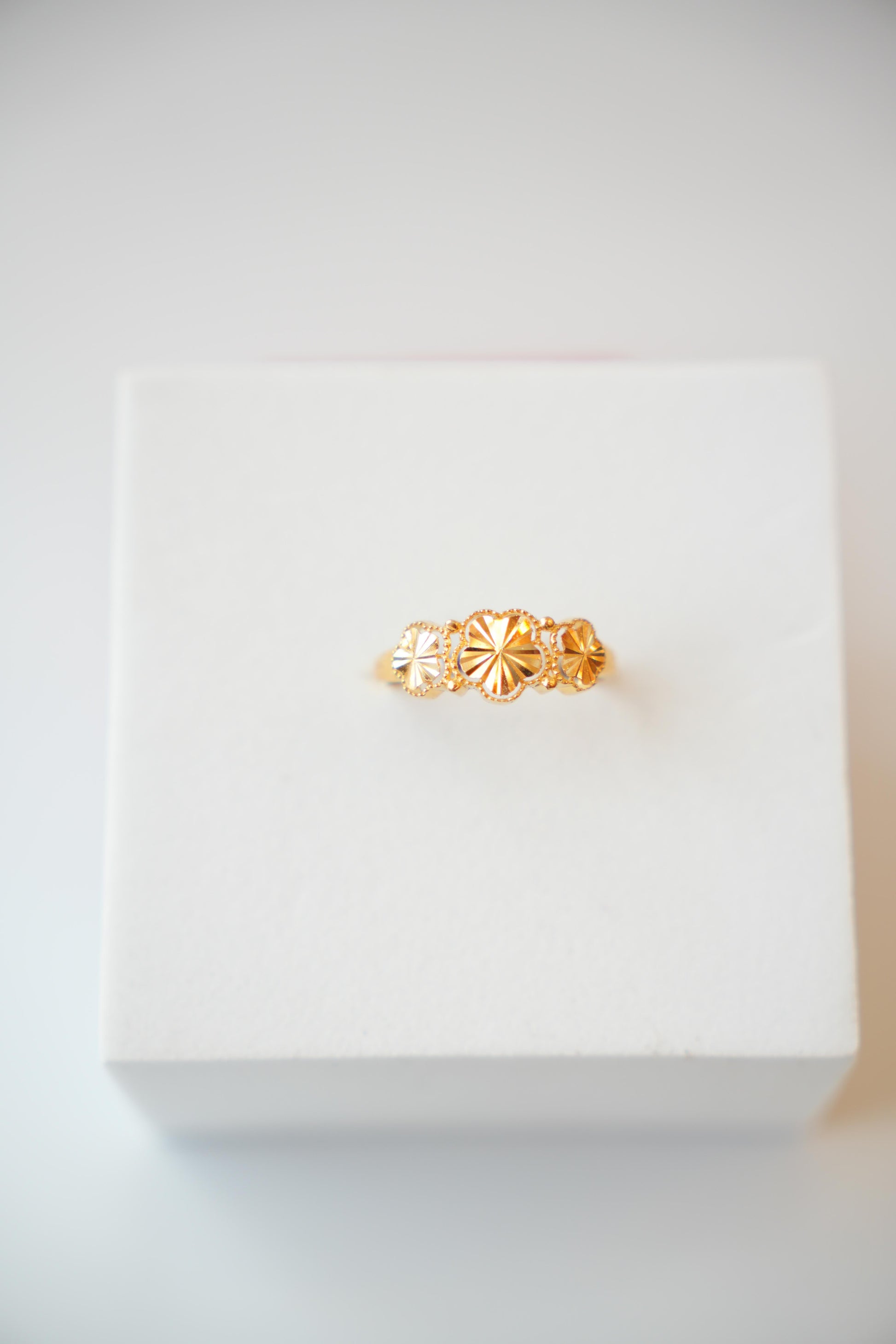 22K Gold Designer Floral Ring