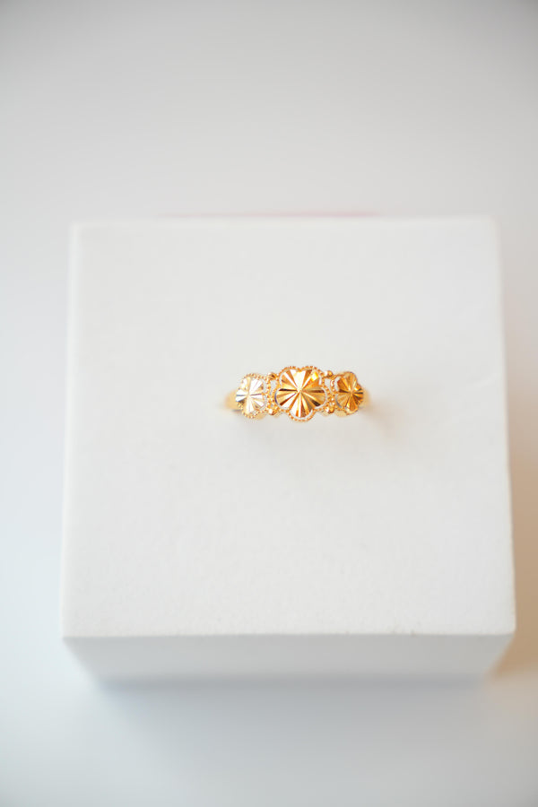 22K Gold Designer Floral Ring