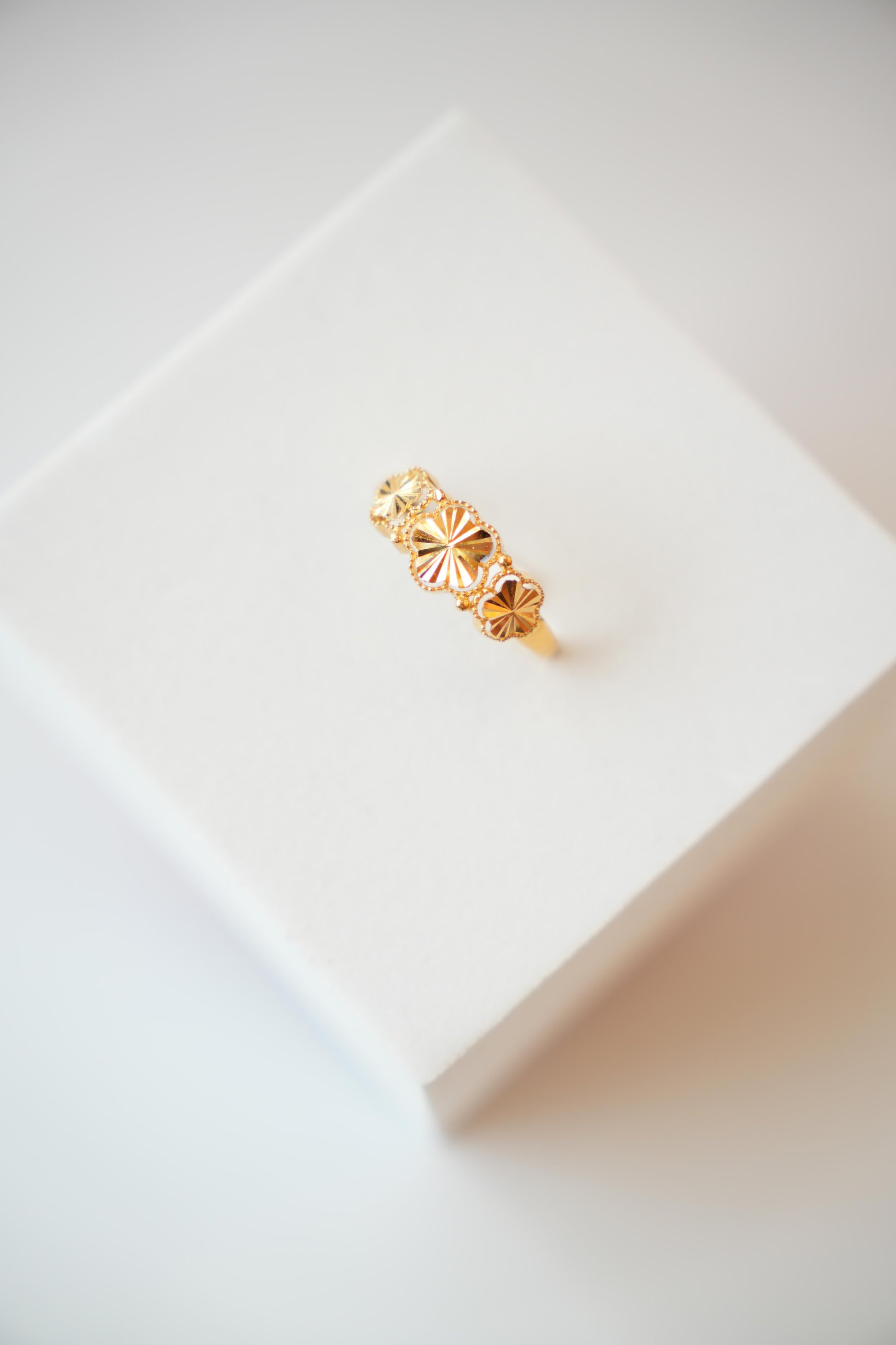 22K Gold Designer Floral Ring