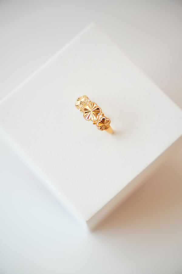 22K Gold Designer Floral Ring