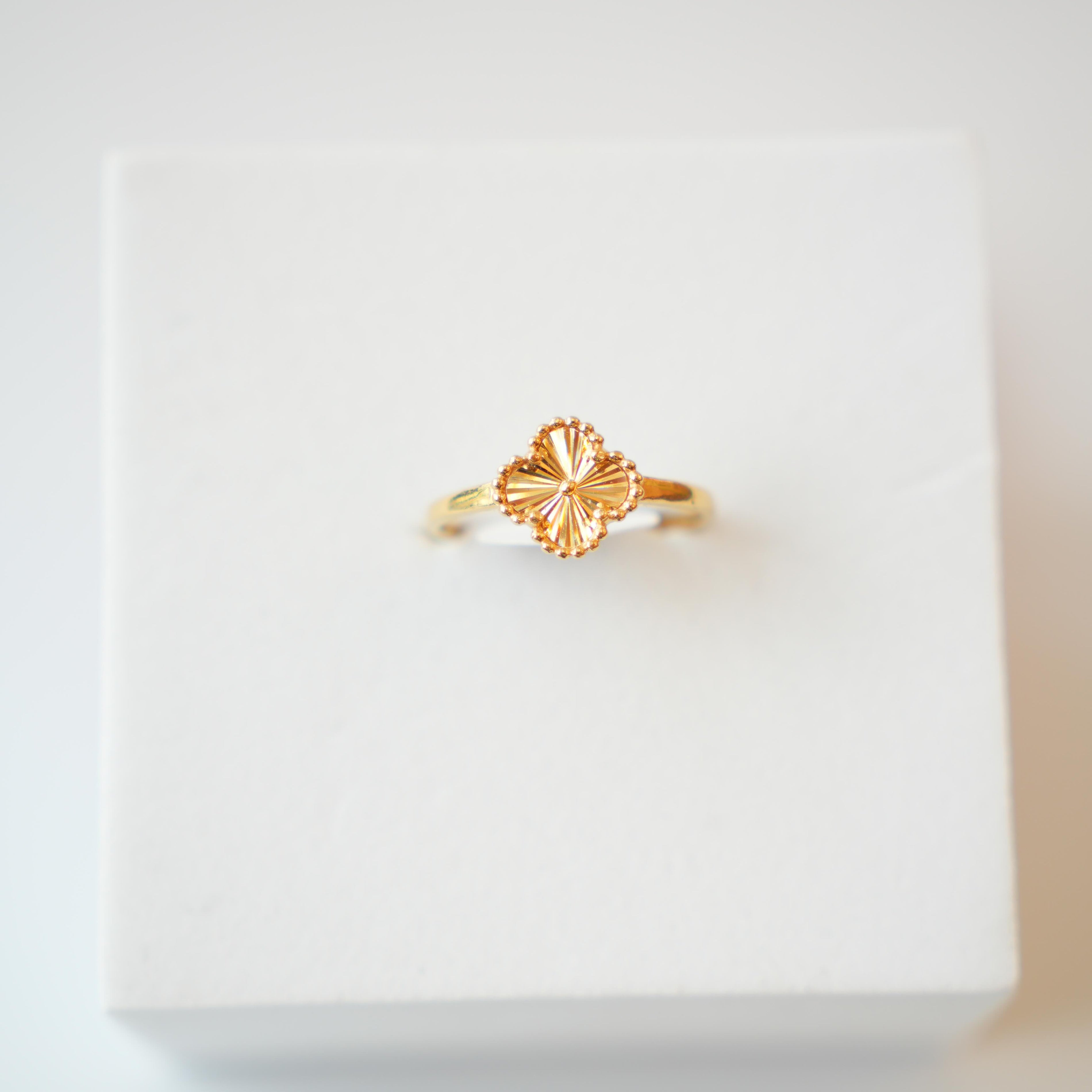 22K Gold Designer Ladies Clover Ring