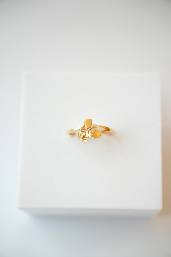 22K Gold Designer Floral Design Ring