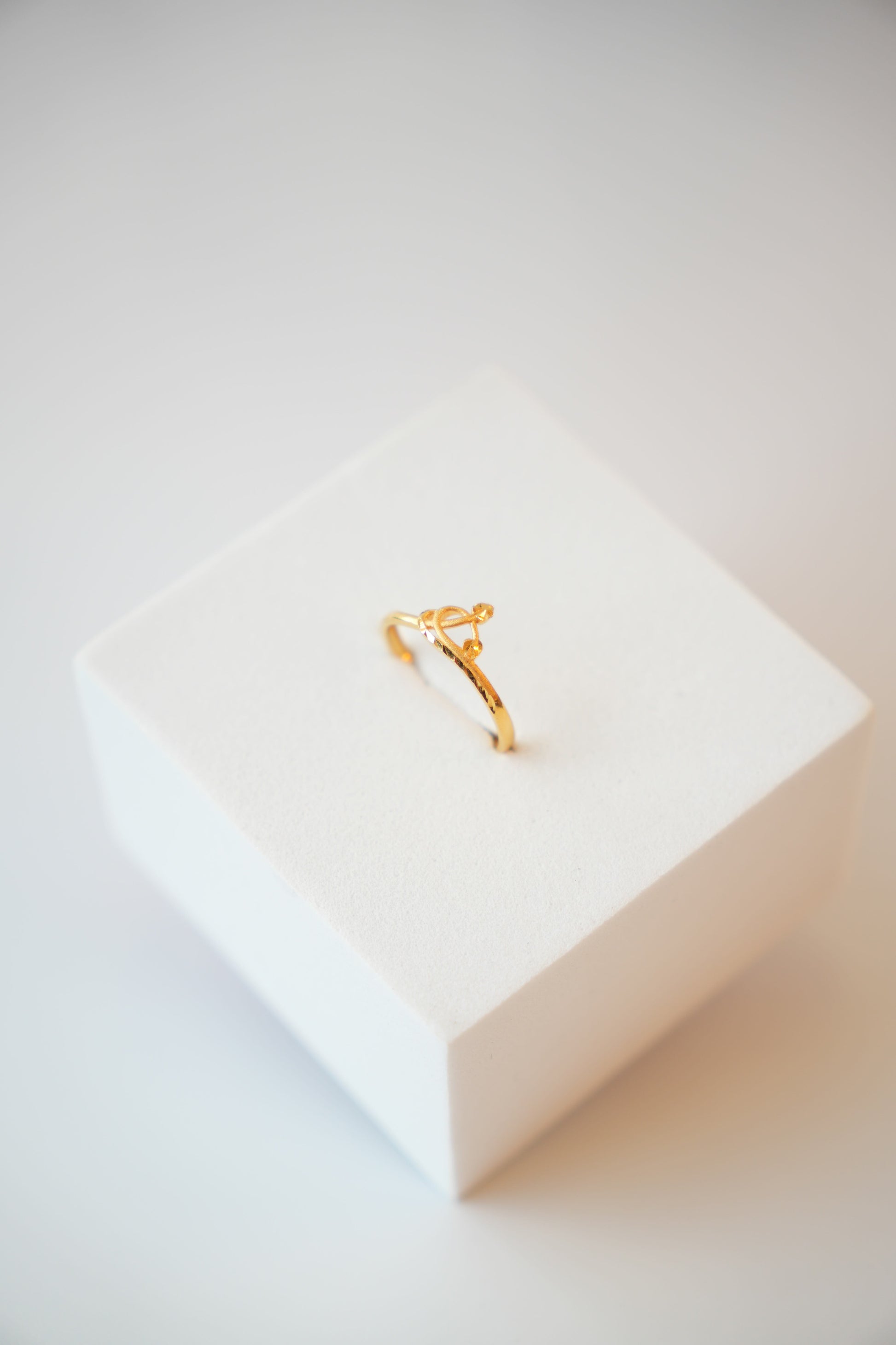 22K Gold Designer Ladies Ring