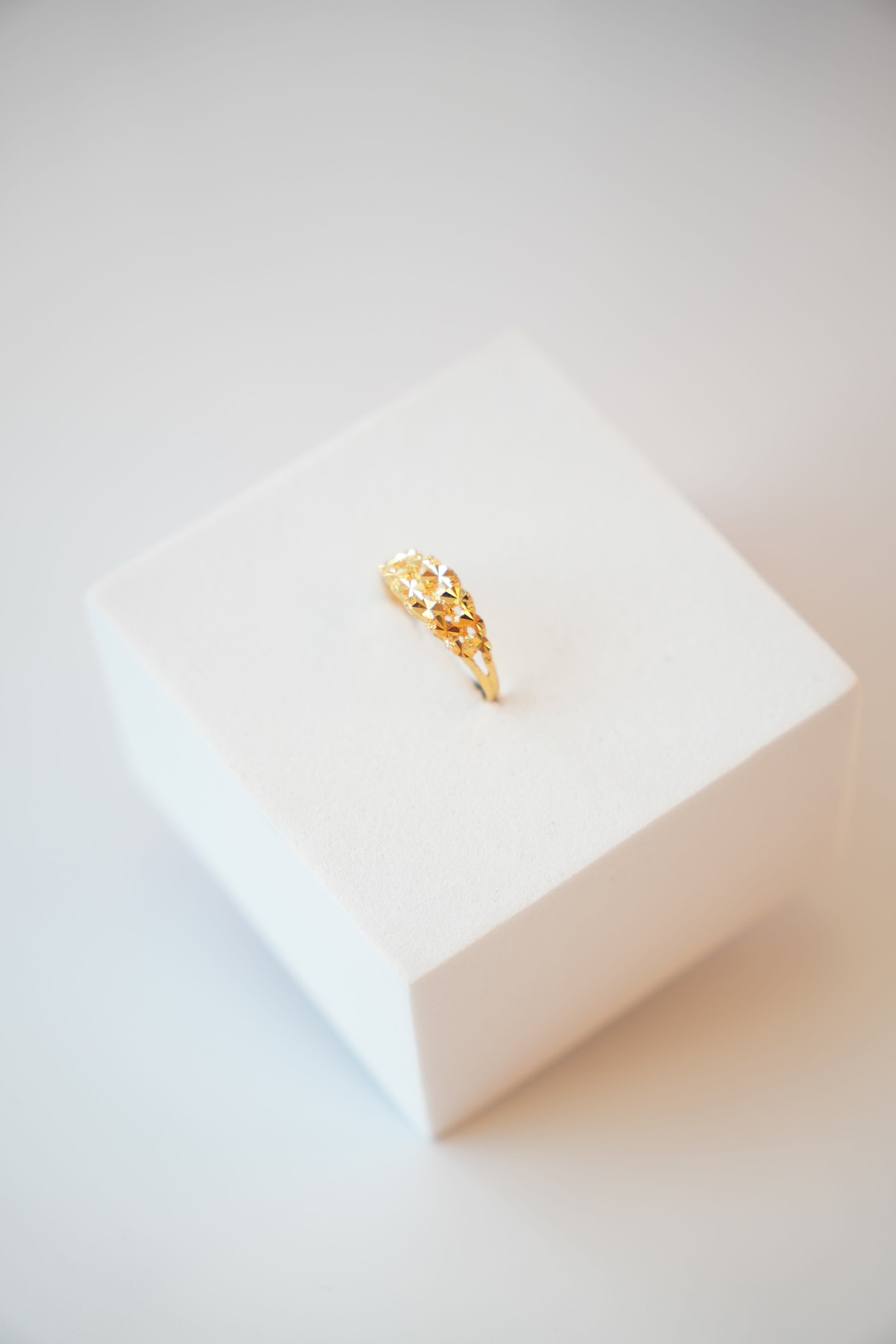 22K Gold Designer Ladies Ring