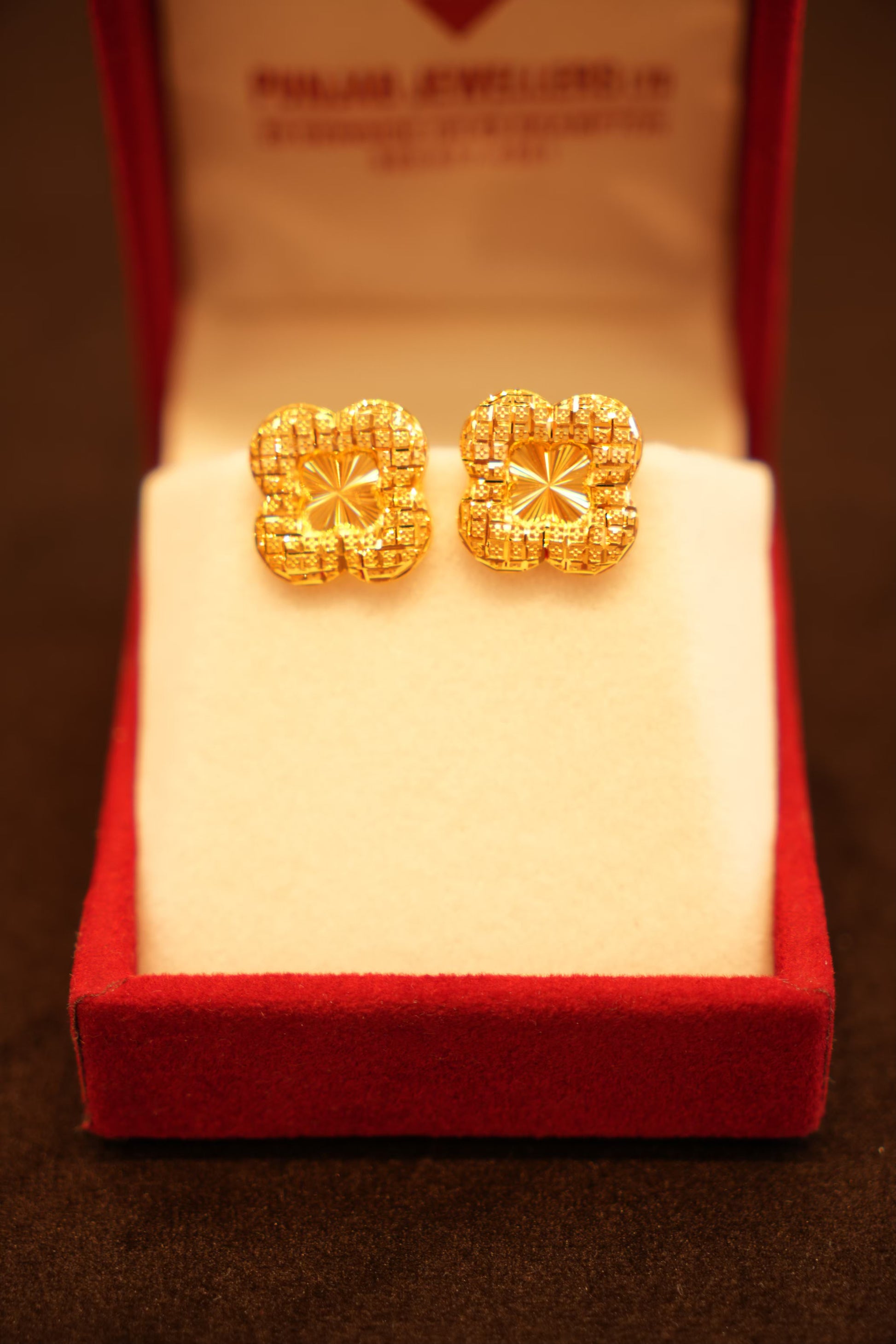 22K Gold Designer Ladies Earrings