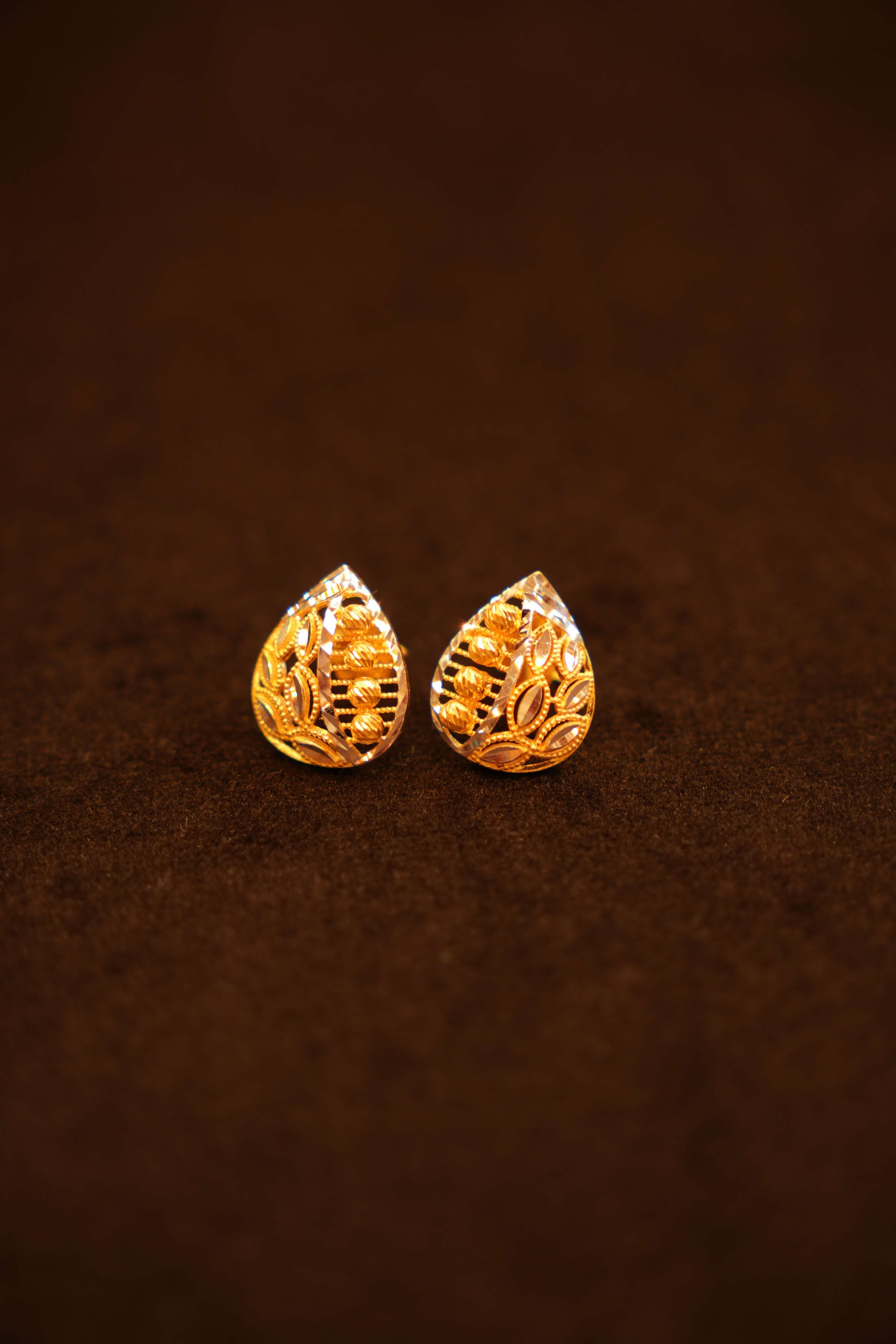 22K Gold Designer Stud Earrings