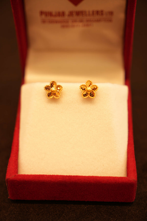 22K Gold Flower Stud Earrings