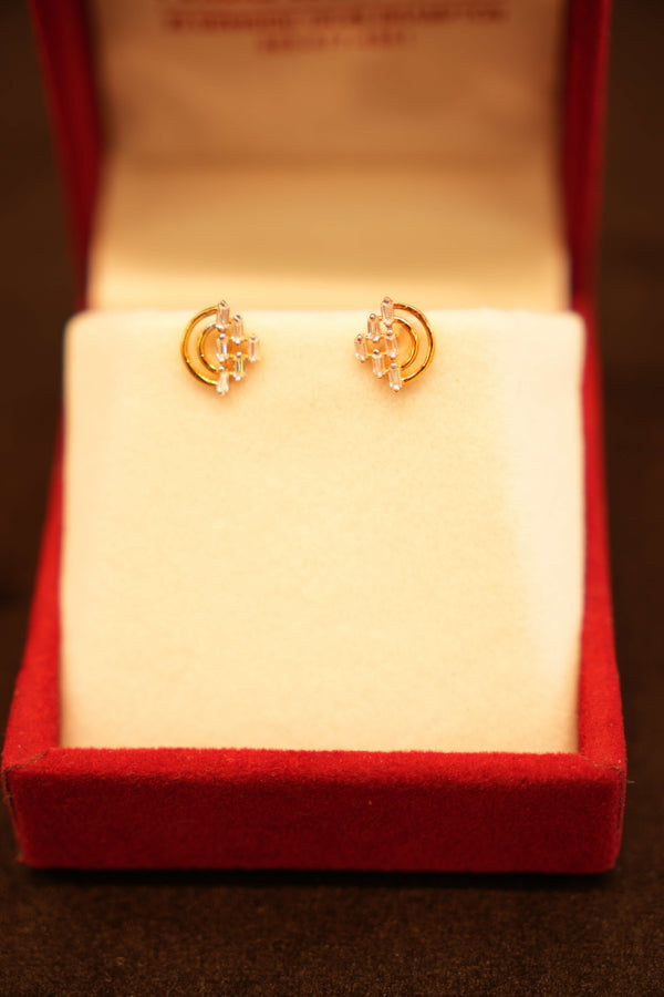 22K Gold Designer Ladies Stud Earrings