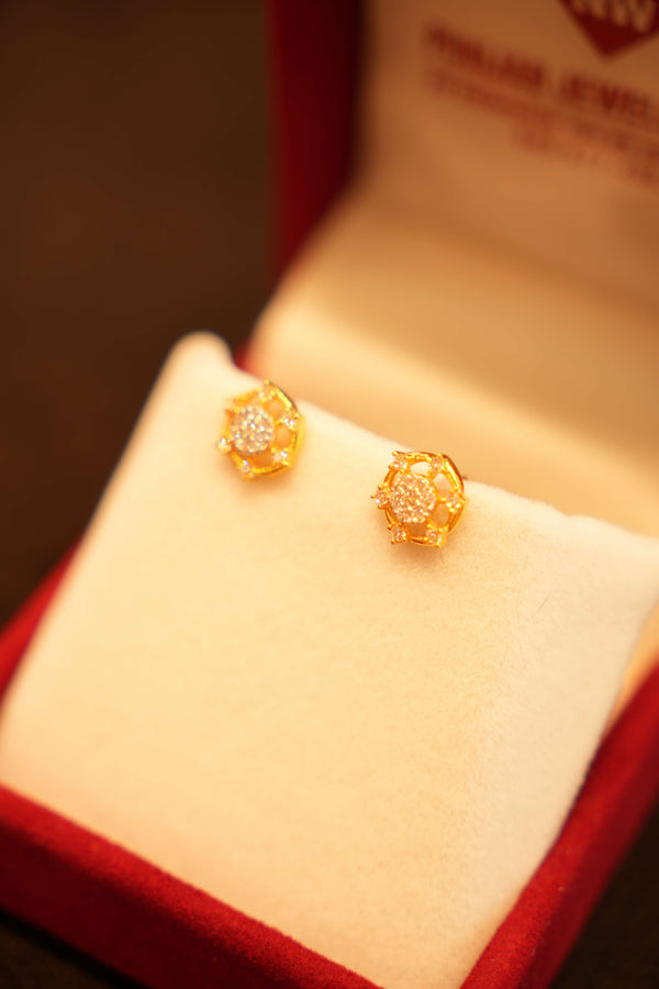 22K Gold Designer Ladies Stud Earrings