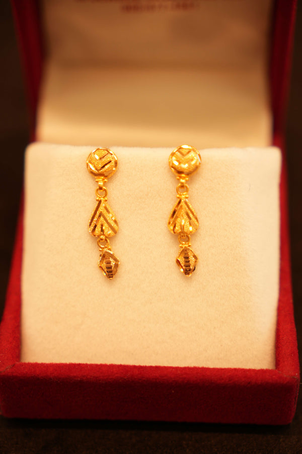 22K Gold Designer Dangling Earrings