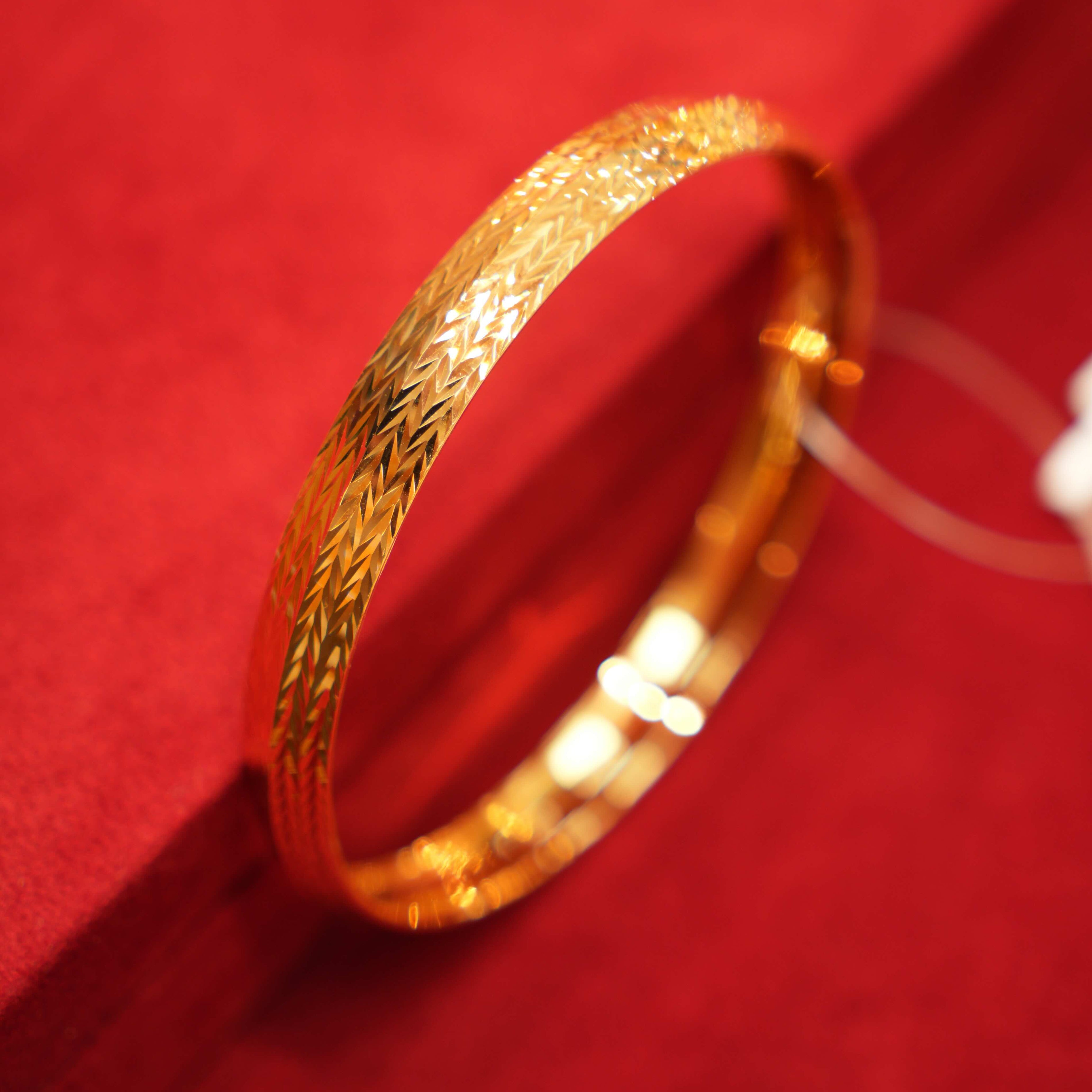 22K Gold Designer Men's Kara