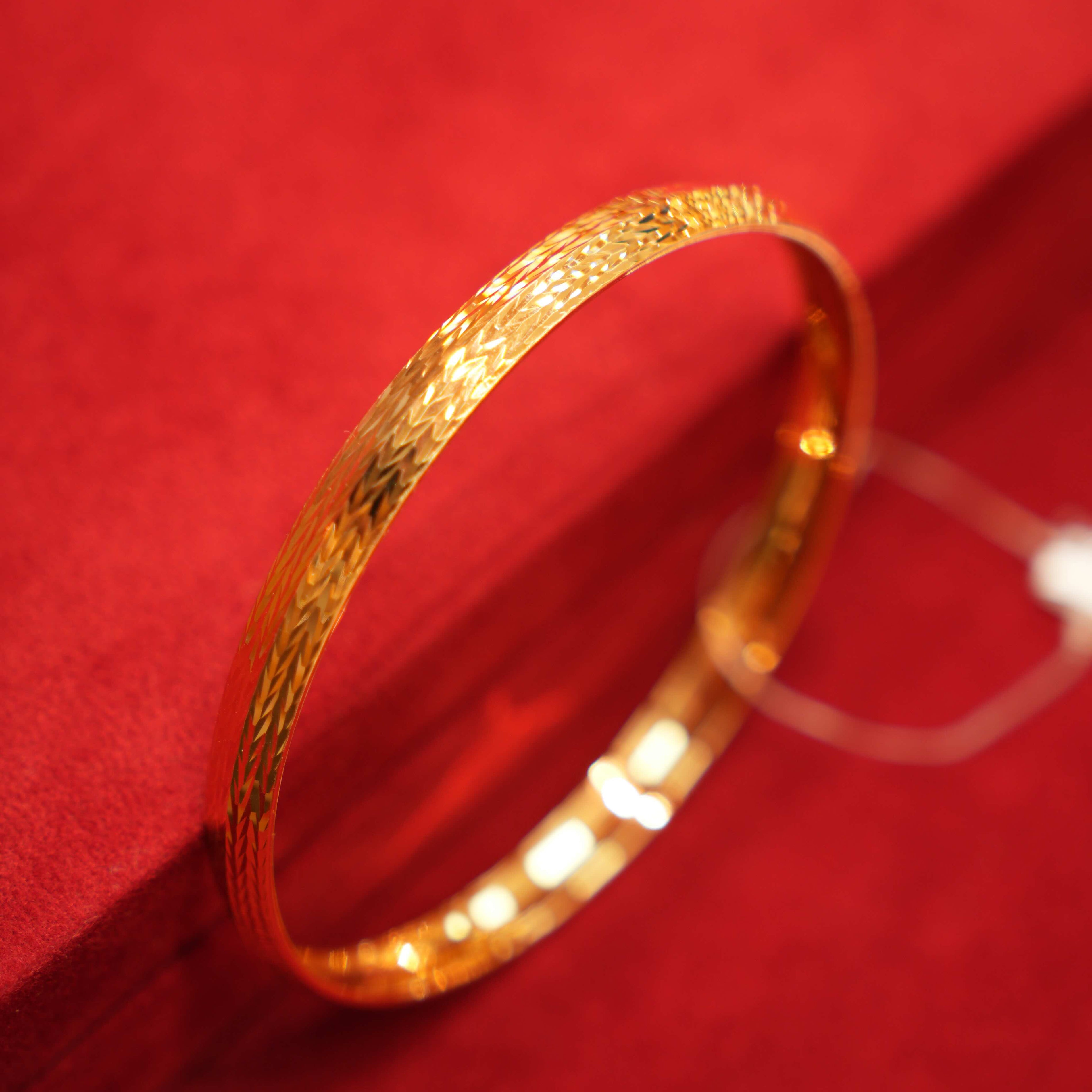 22K Gold Lightweight Designer Men's Kara