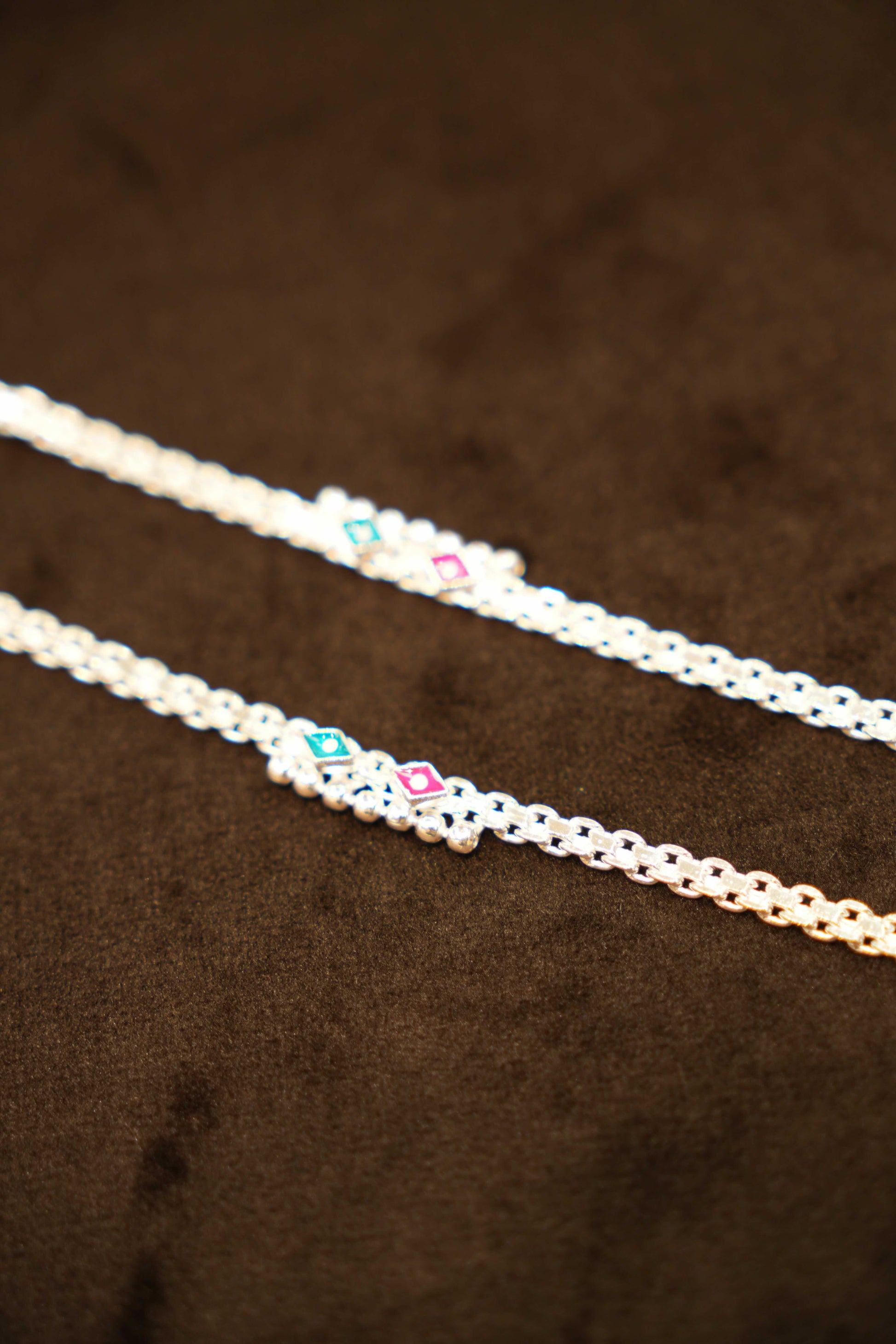925 Silver Designer Ladies Meena Link Anklets