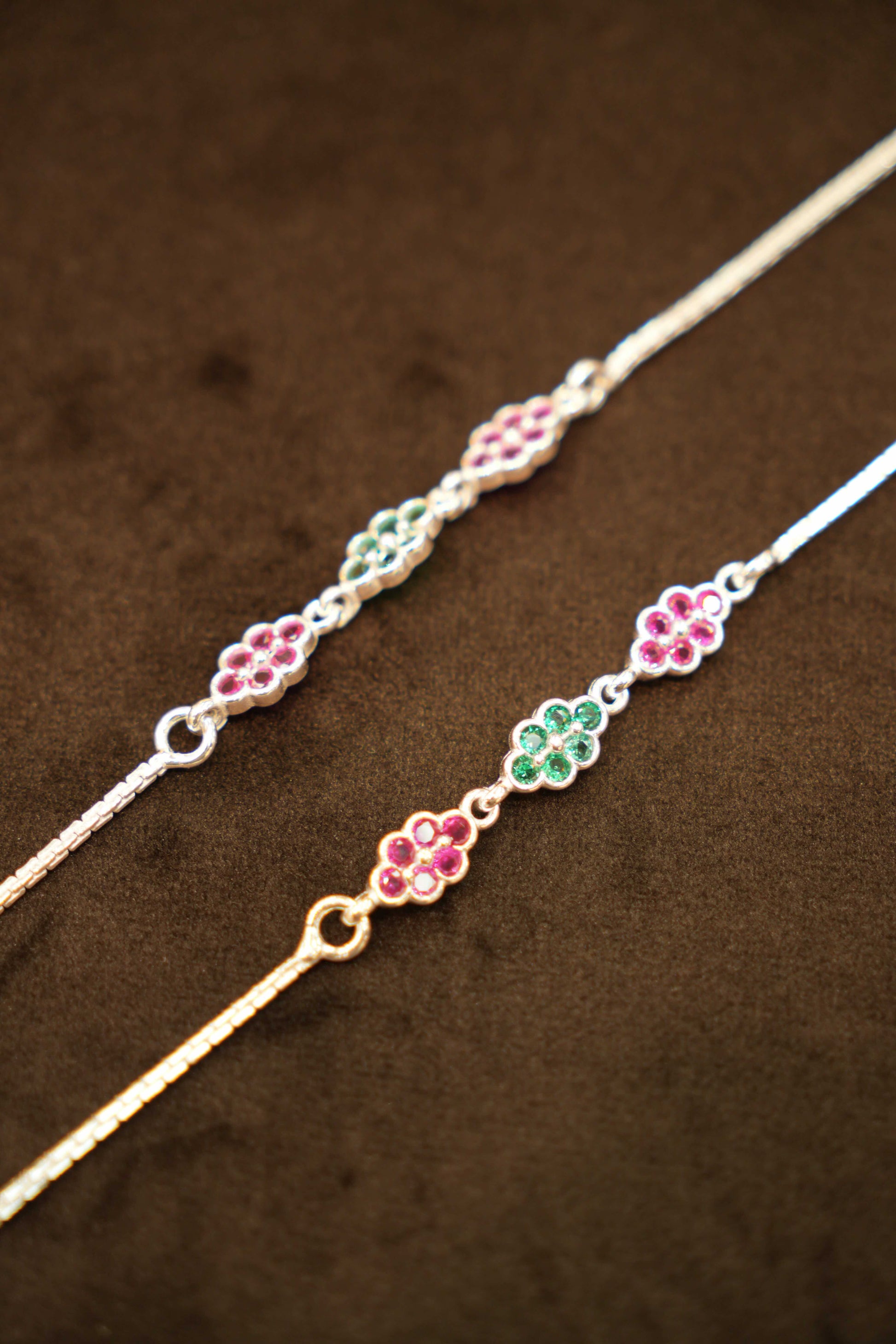 925 Silver Designer Stone Flower Anklets
