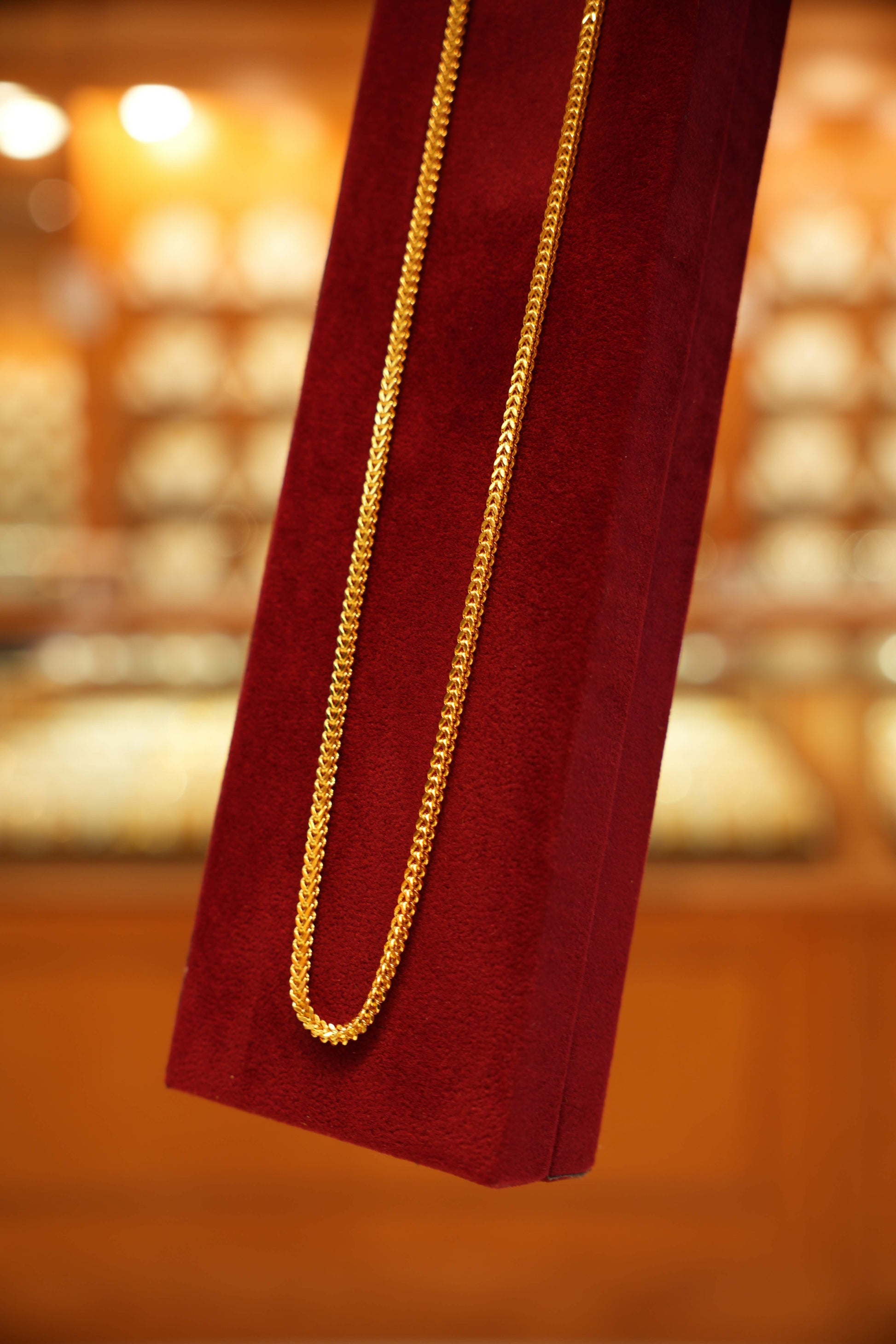 22K Gold Chic Men's Chain (20 Inches)