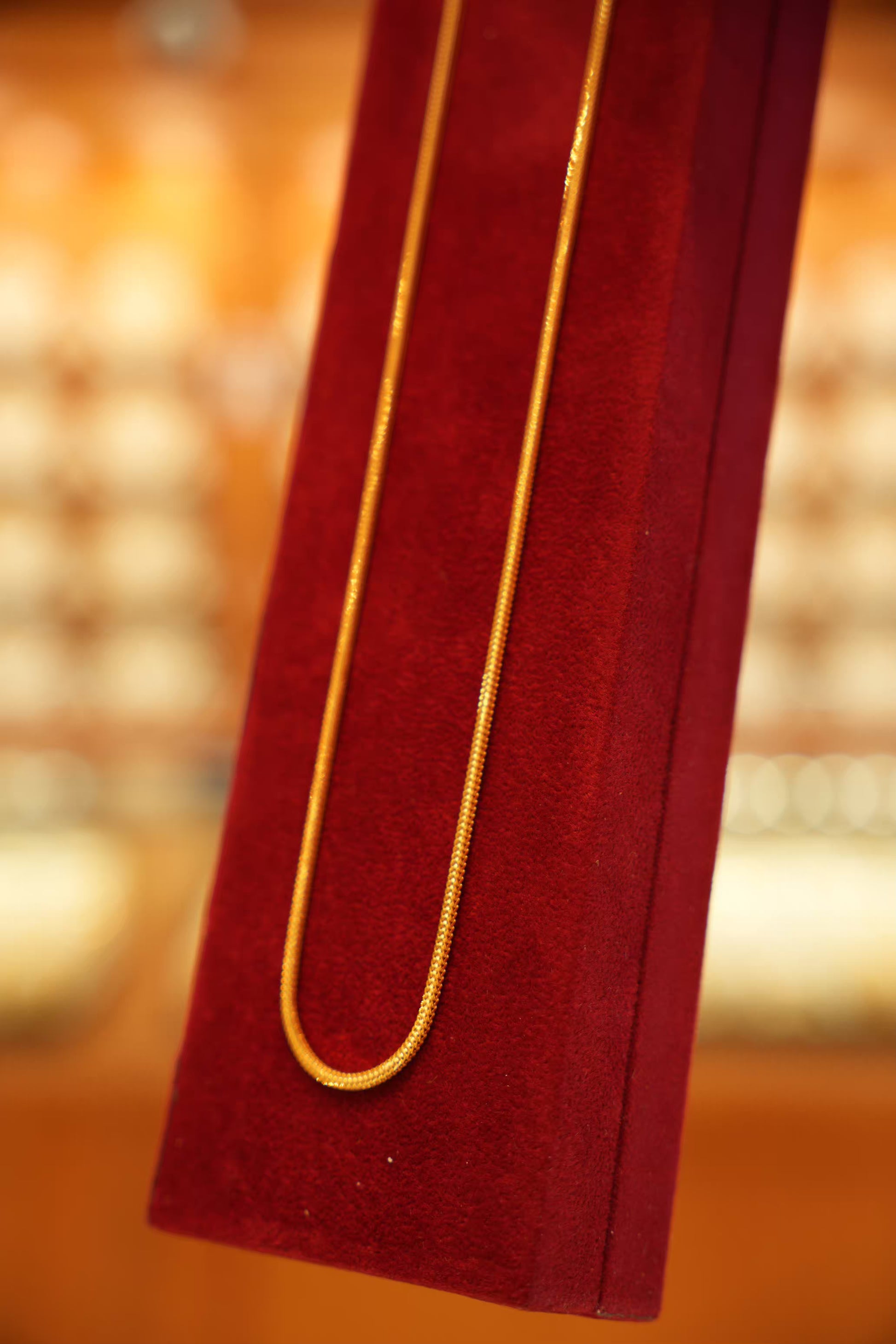 22K Gold Designer Flat Chain (24 Inches)