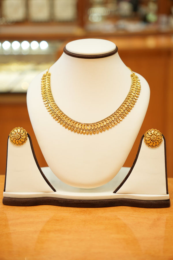 22K Gold Designer Antique Necklace Set with Round Earrings