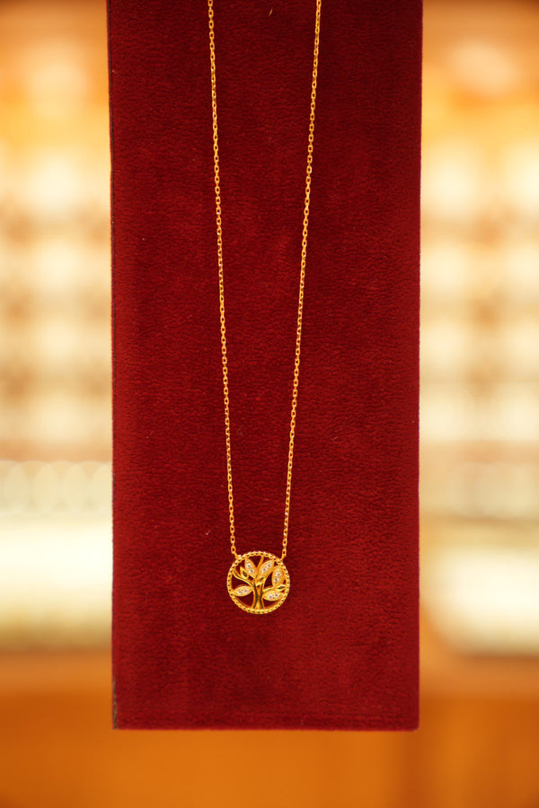 22K Gold Designer Round Stone Pendant Chain (18 Inches)