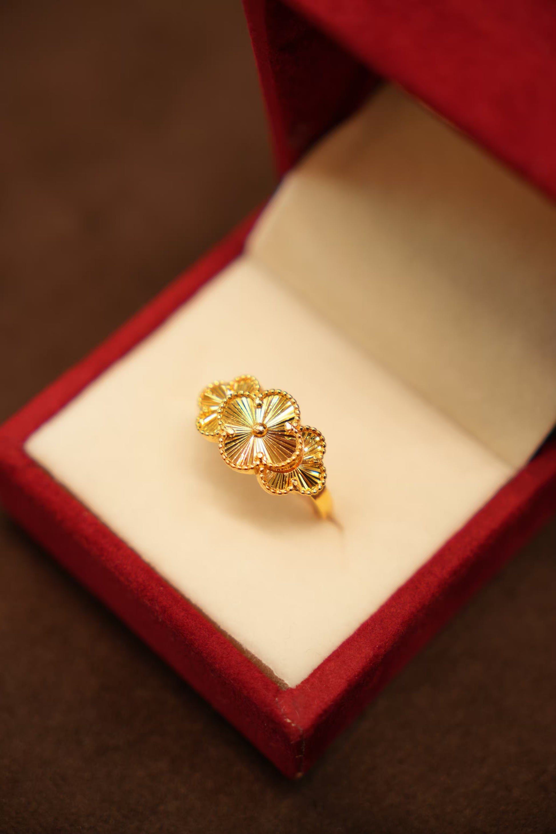 22K Gold Triple Clover Ladies Ring