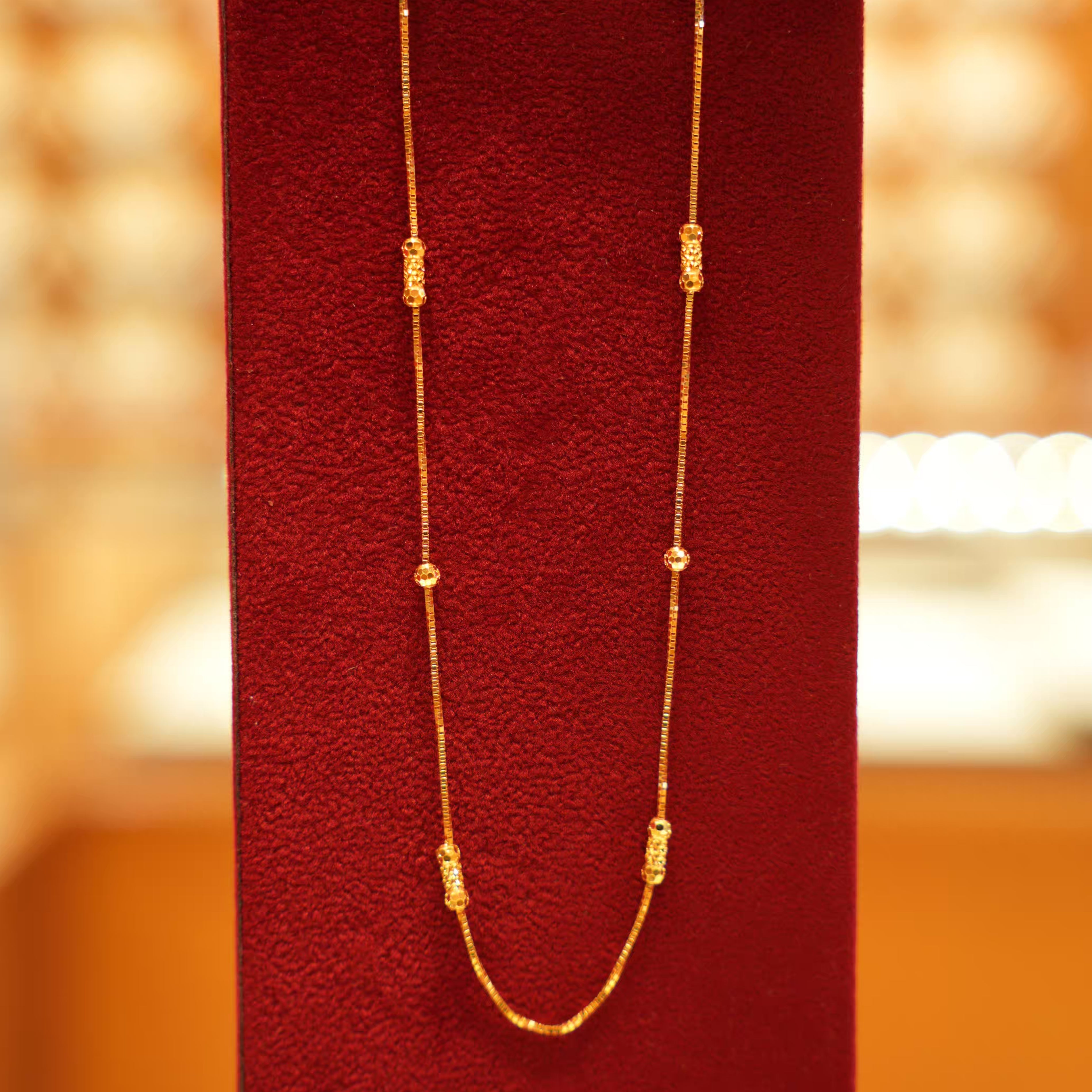 22K Plain Gold Designer Beaded Ladies Chain (18 Inches)