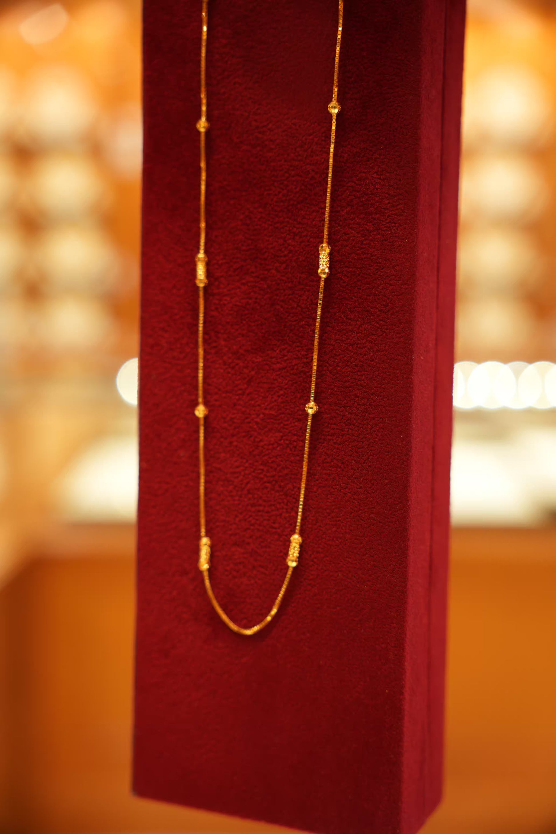 22K Plain Gold Designer Beaded Ladies Chain (18 Inches)