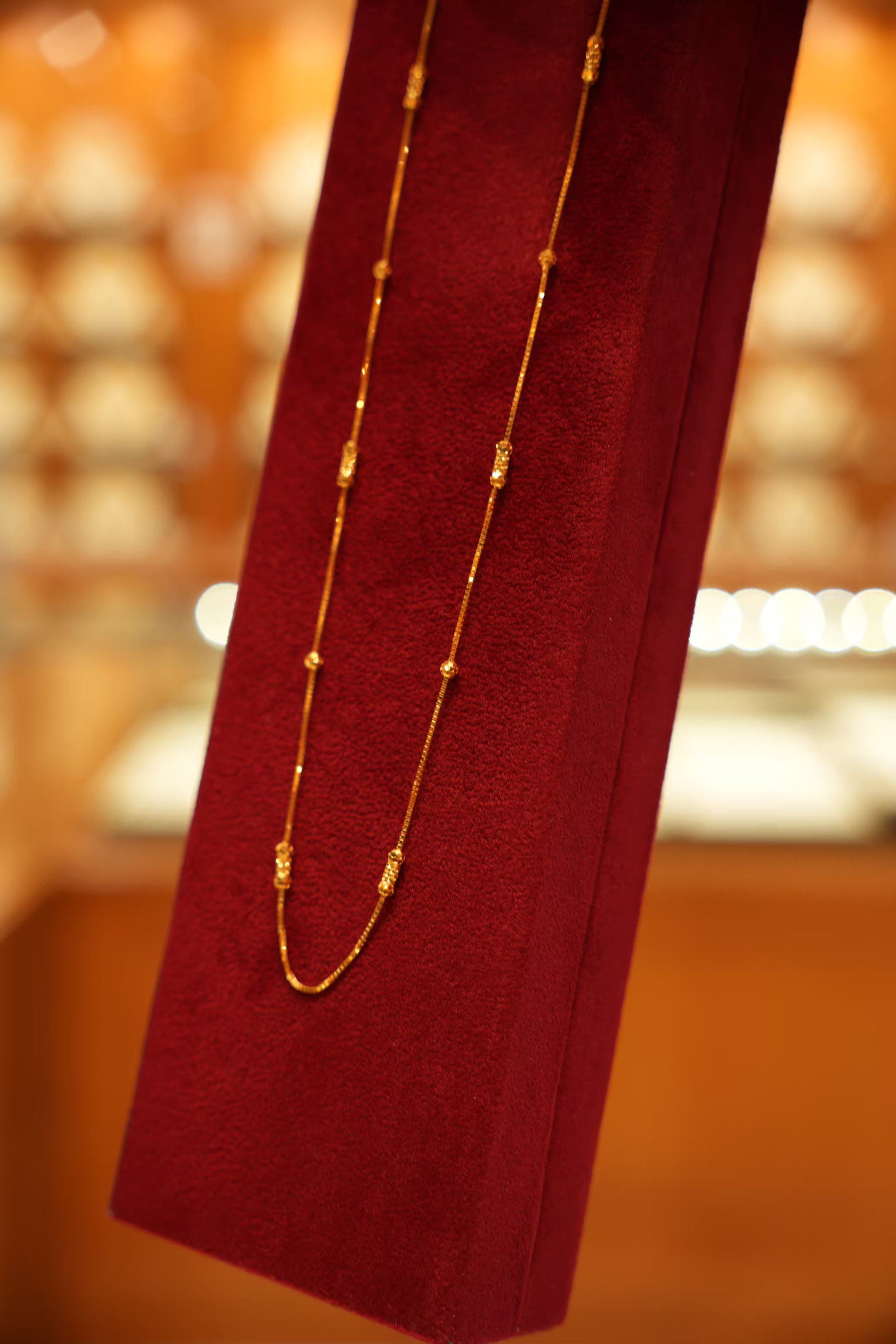 22K Plain Gold Designer Beaded Ladies Chain (18 Inches)