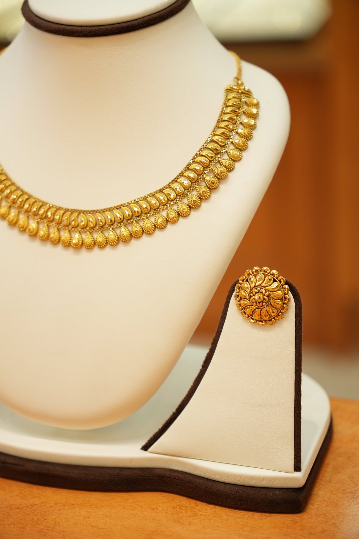 22K Gold Antique Floral Designer Necklace Set with Round Earrings