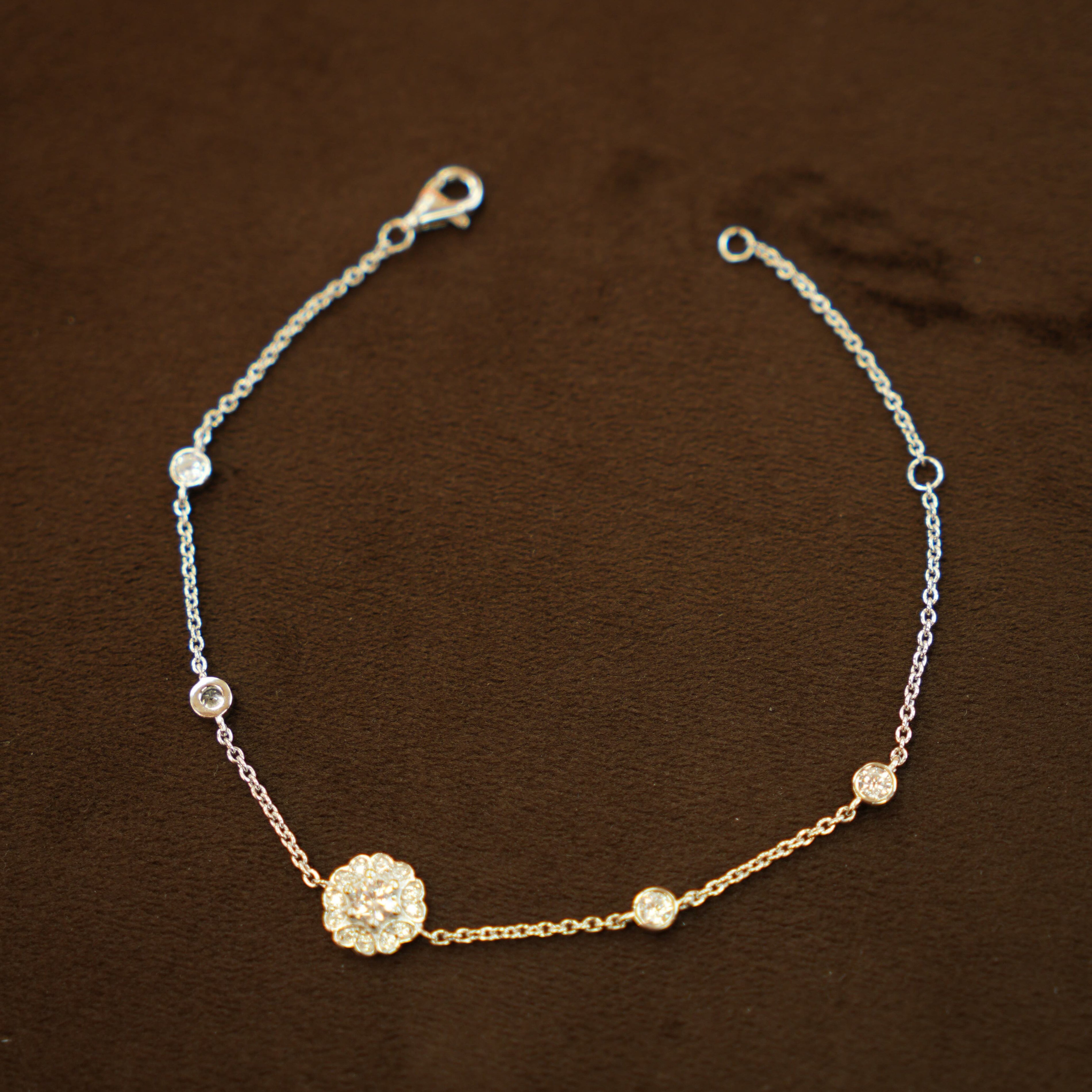 925 Silver Designer Ladies Round Stone Pattern Bracelet