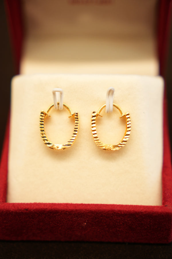 22K Gold Designer Fluted U-Shaped Ladies Hoop Earrings
