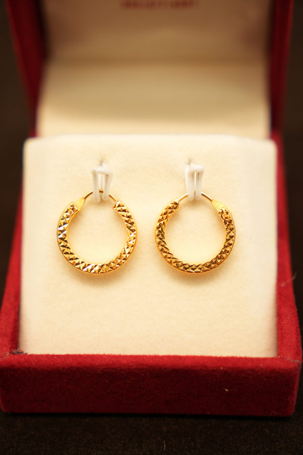22K Gold Pyramid-Cut Wide Band Hoop Earrings