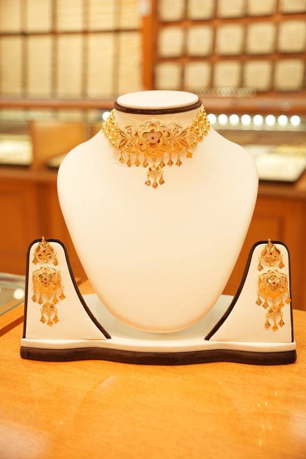 22K Gold Designer Lightweight Aari Choker Set with Long Hanging Earrings