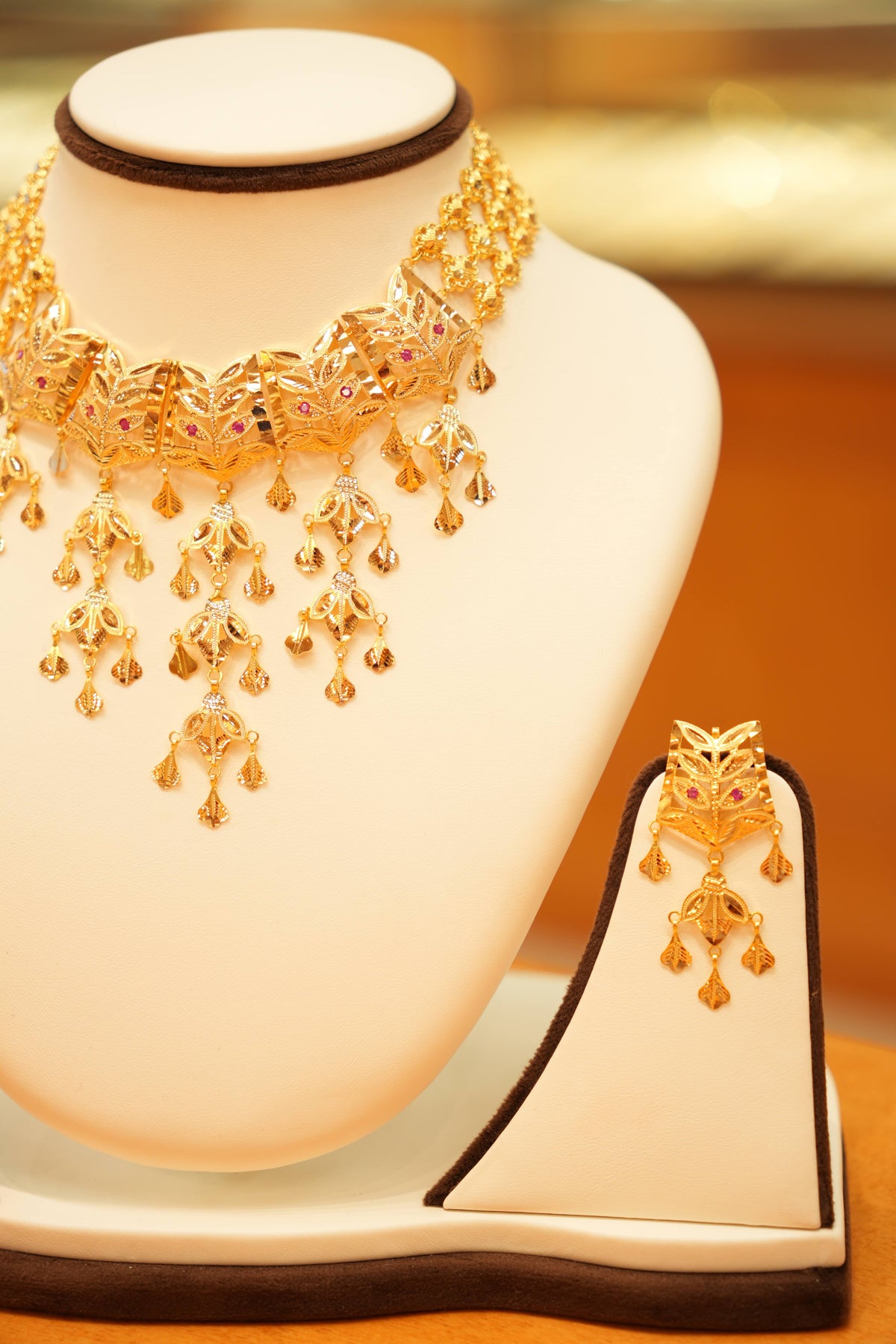 22K Gold Designer Aari Leaflet Rainfall Necklace Set with Hanging Earrings