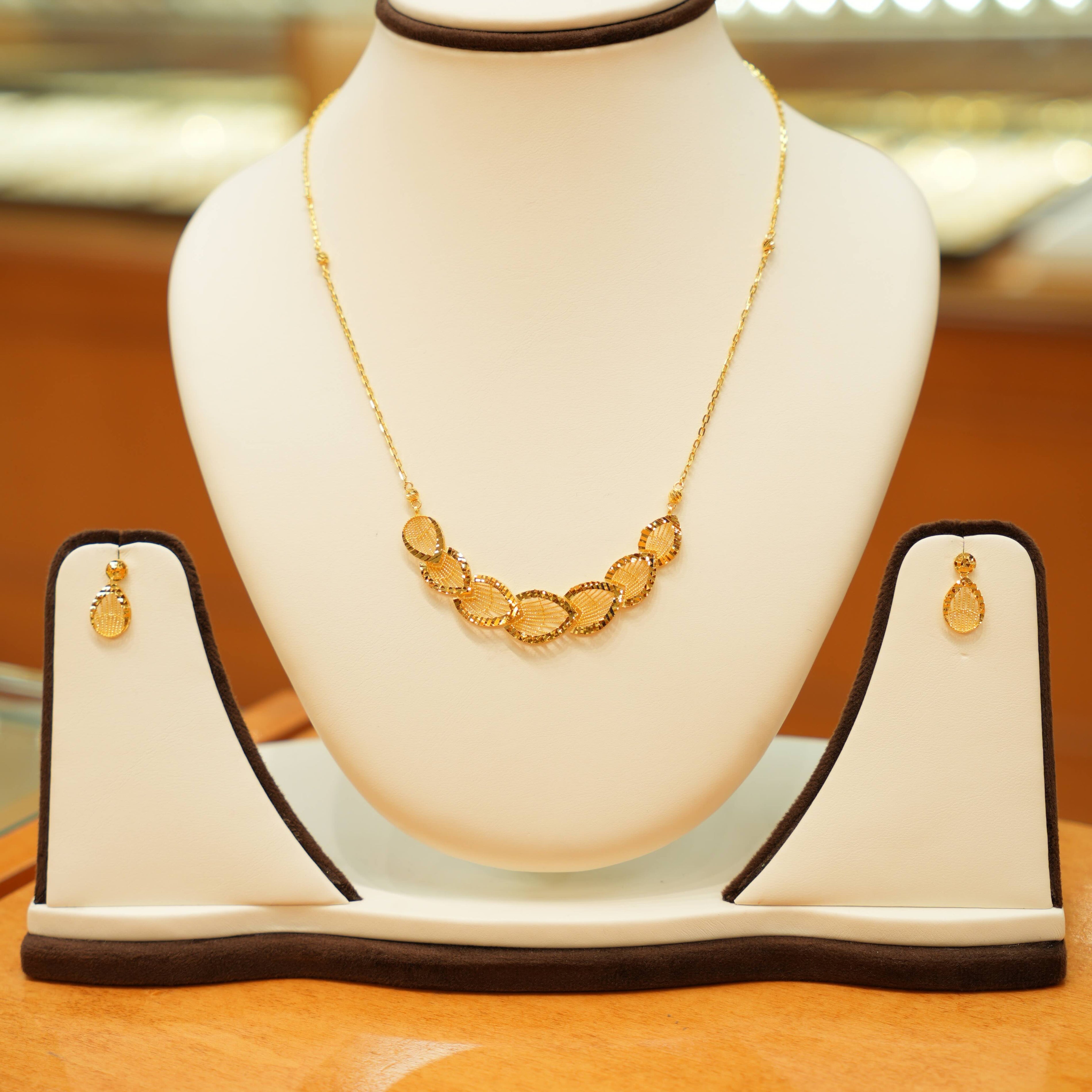 22K Gold Modern Leaflet Necklace Set with Drop Earrings